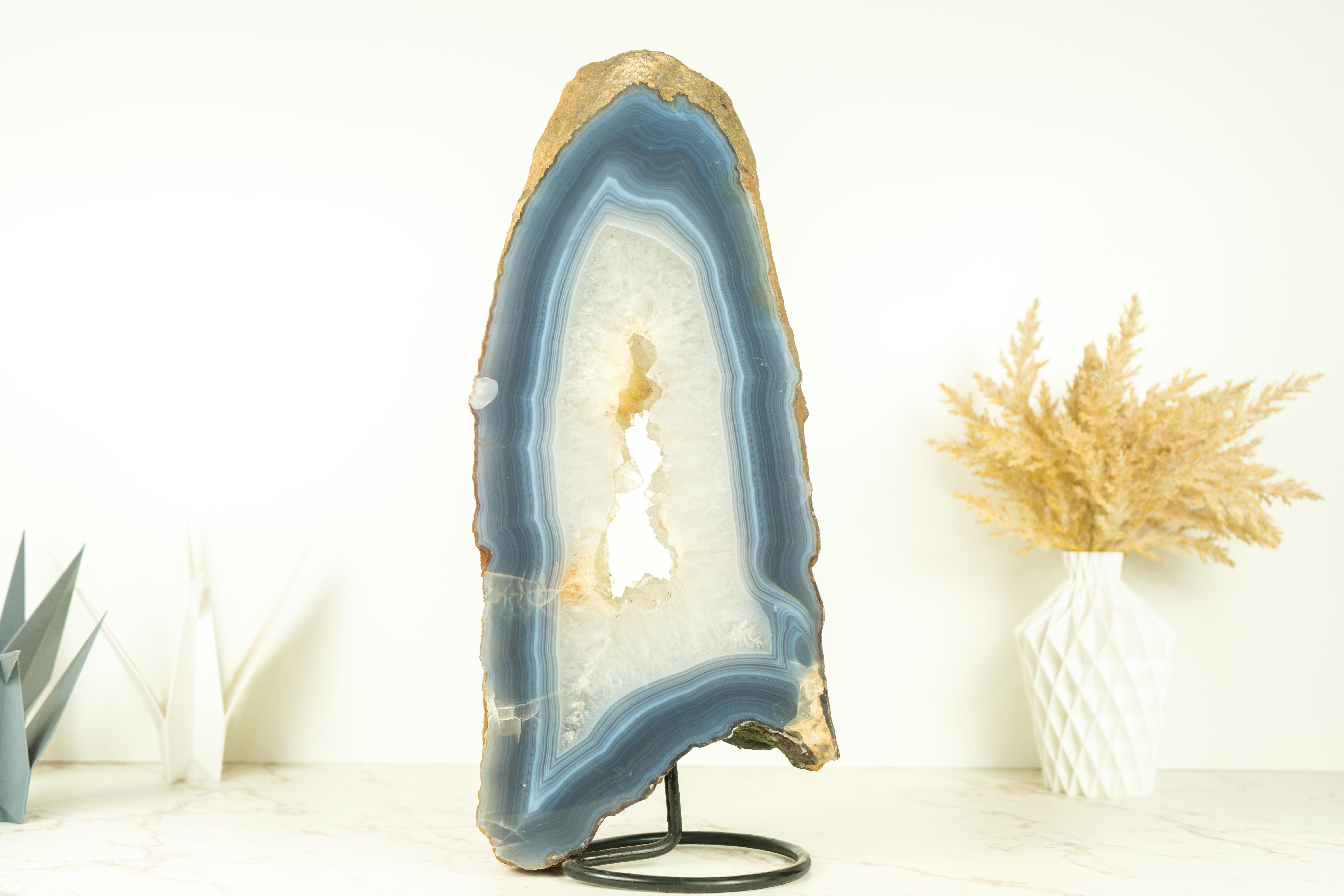 All-Natural White and Blue Lace Agate with Druzy Geode Slice, Doube-Sided  For Sale 1