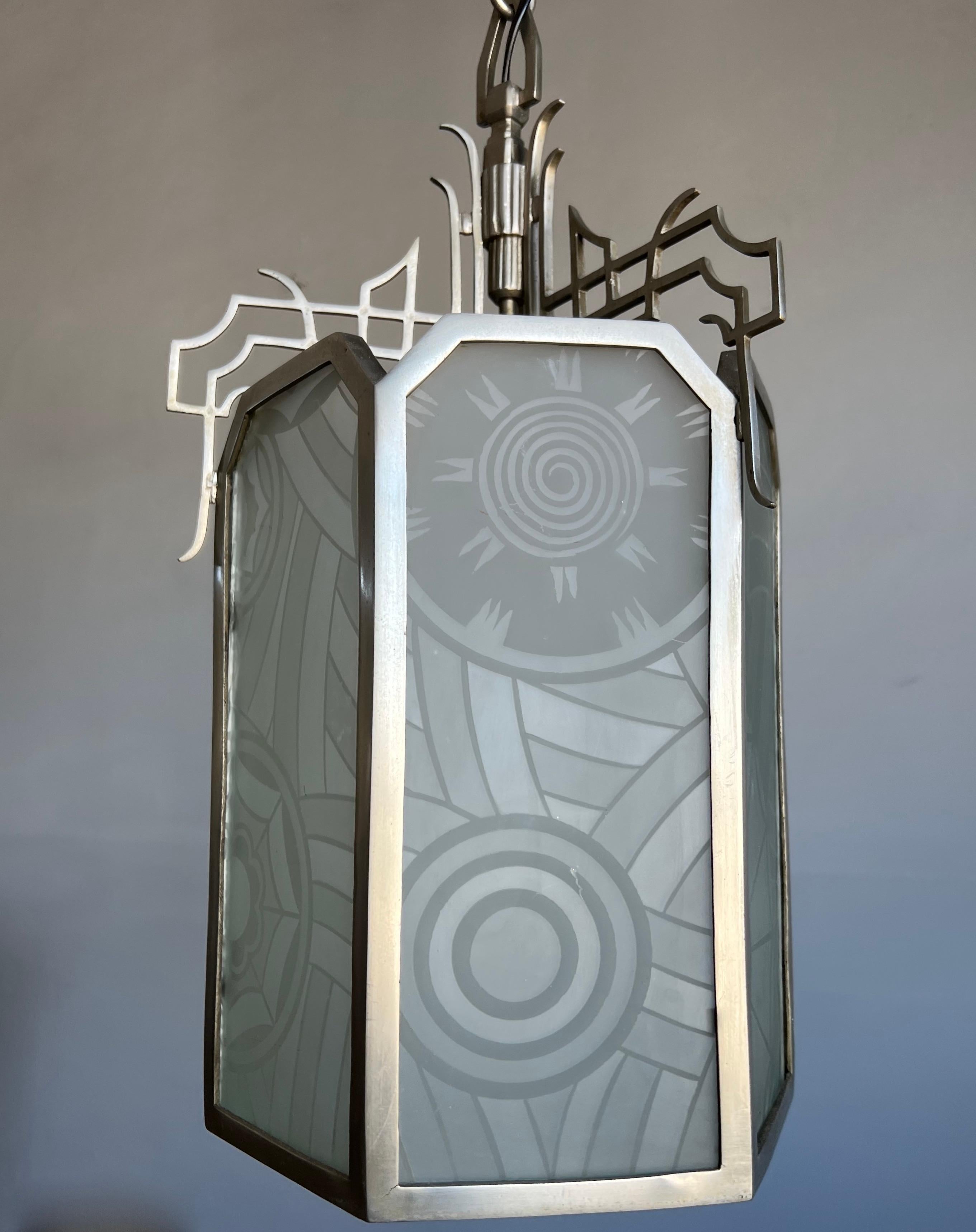All Original Large Art Deco Lantern Shape Pendant Light w Rare Art Glass Windows In Good Condition For Sale In Lisse, NL