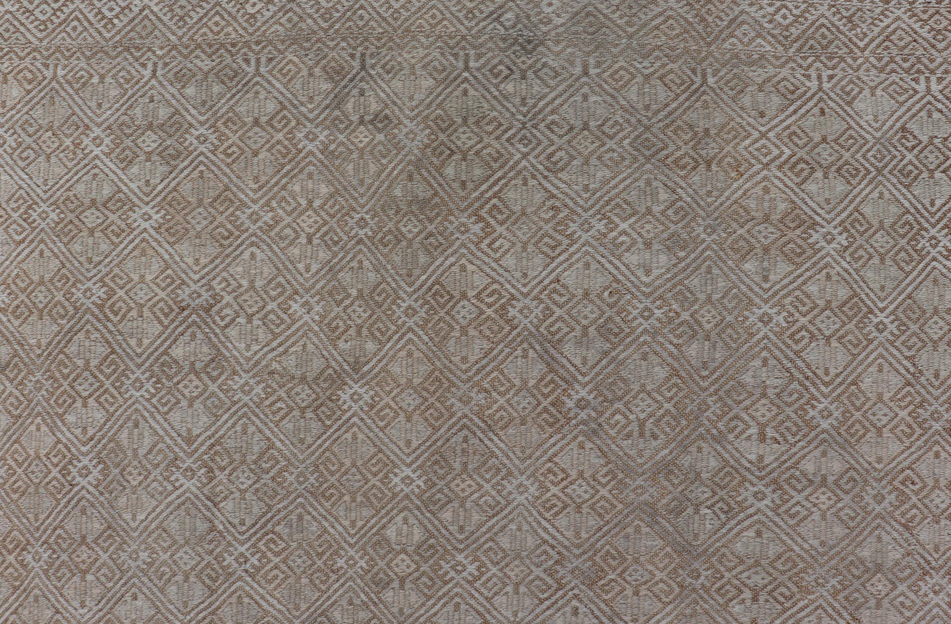 Hand-Woven All-Over Design Turkish Vintage Kilim Rug in Tan, Taupe and Earth Tones For Sale