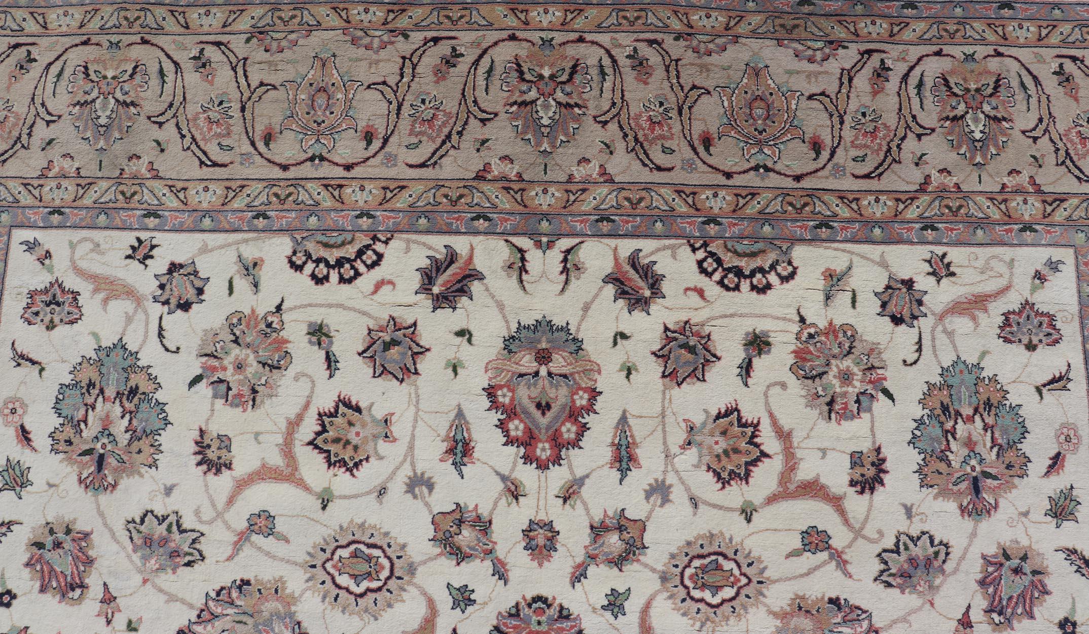 All-Over Floral Design Vintage Persian Tabriz Rug in Soft Colors on Ivory Field  In Good Condition For Sale In Atlanta, GA