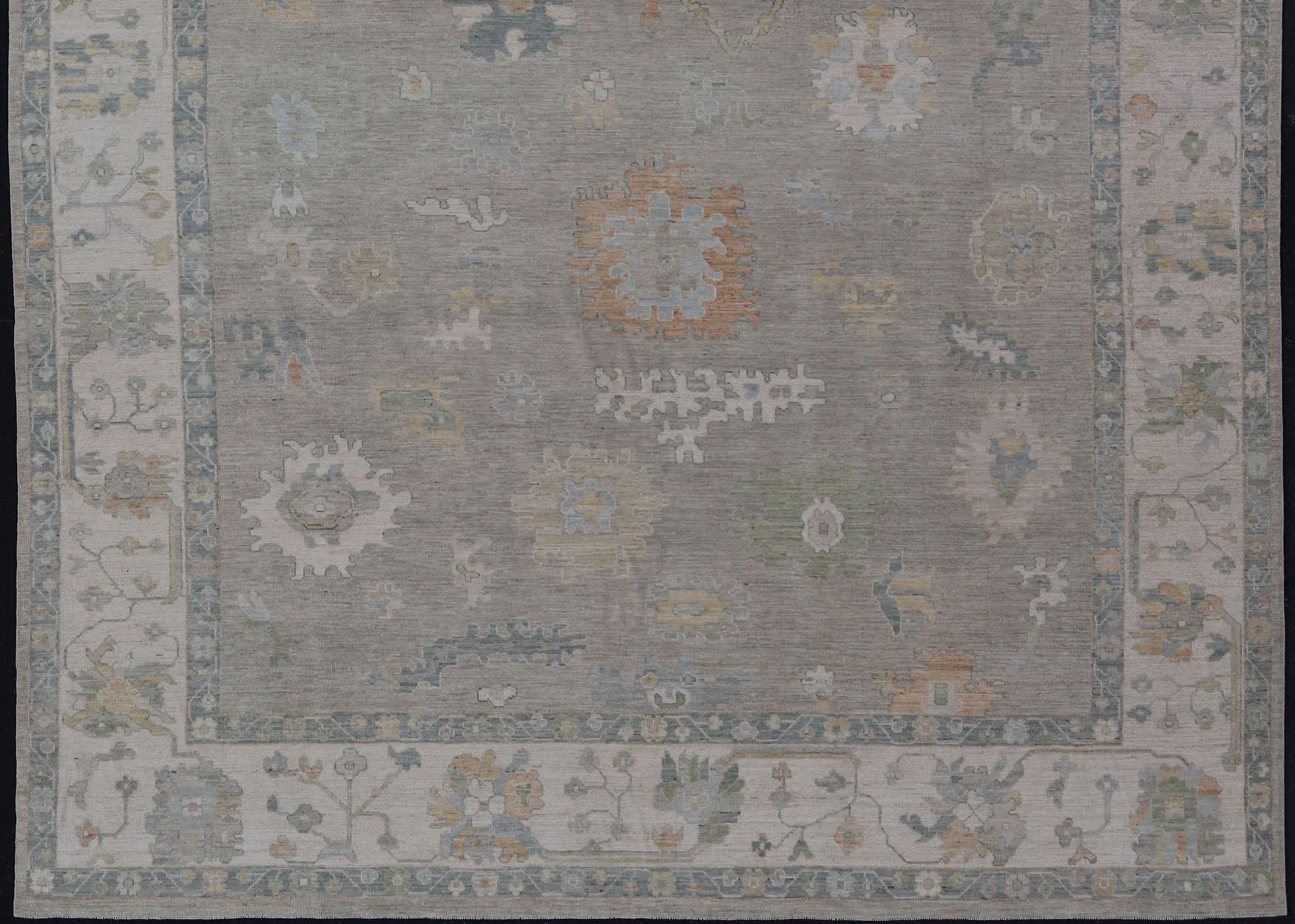 All-Over Floral Modern Oushak with Light Tan Background and Cream Border For Sale 5