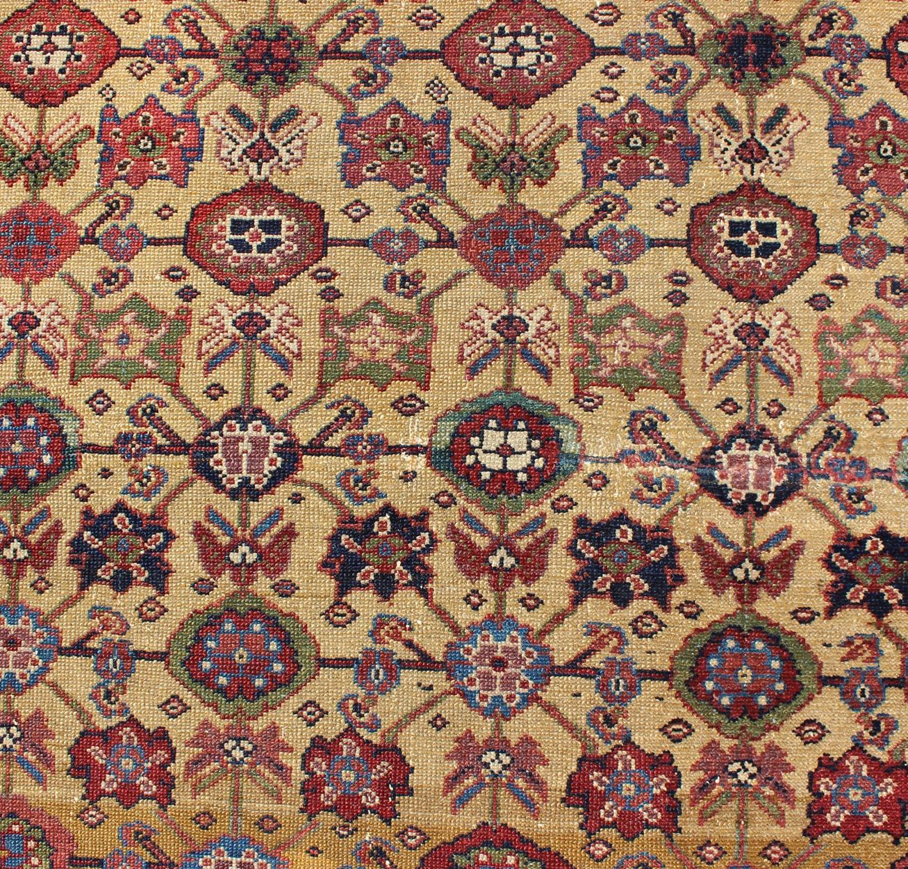 Tappeto antico persiano Malayer geometrico all over in giallo, rosso, blu e verde in vendita 2