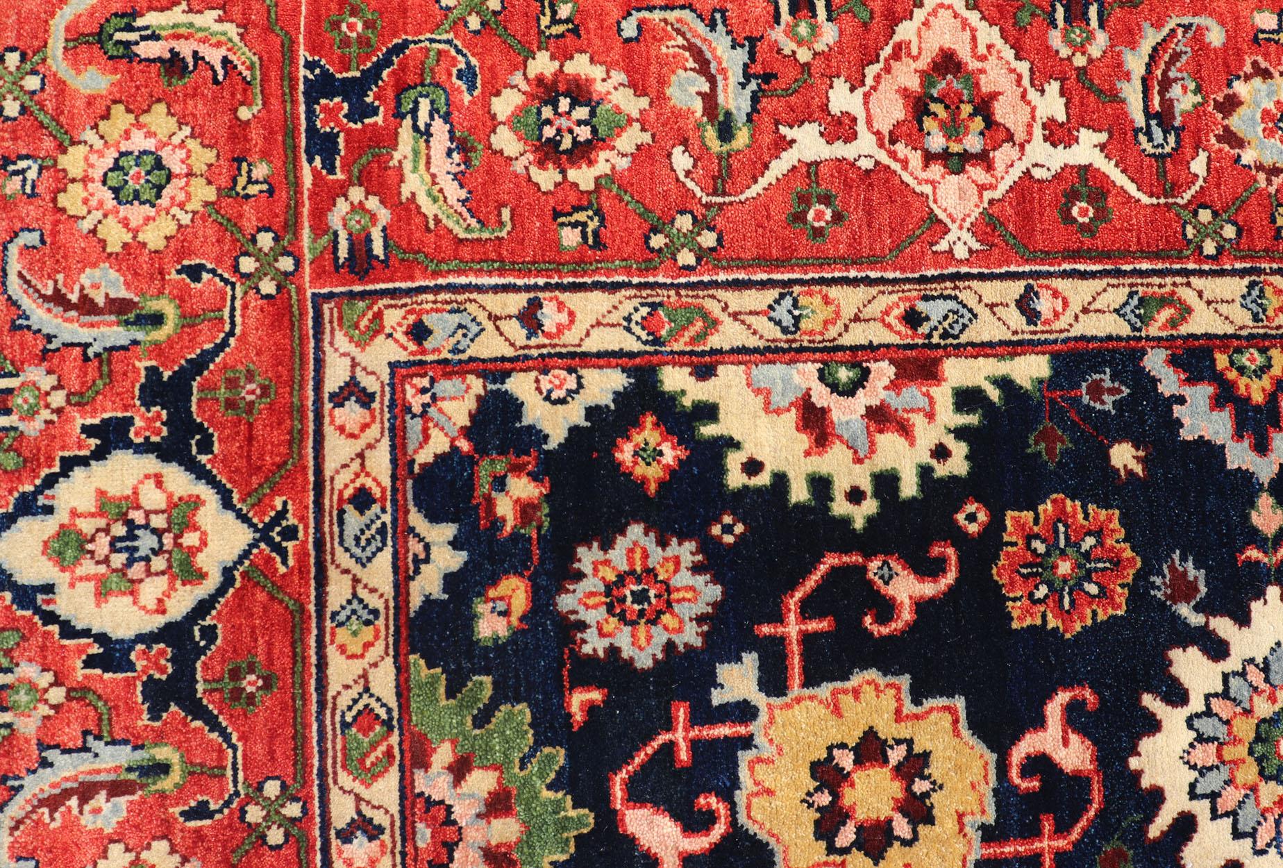 Keivan Woven Arts Sultanabad-Mahal Design in All-Over Floral Handgeknüpfter Teppich (21. Jahrhundert und zeitgenössisch) im Angebot