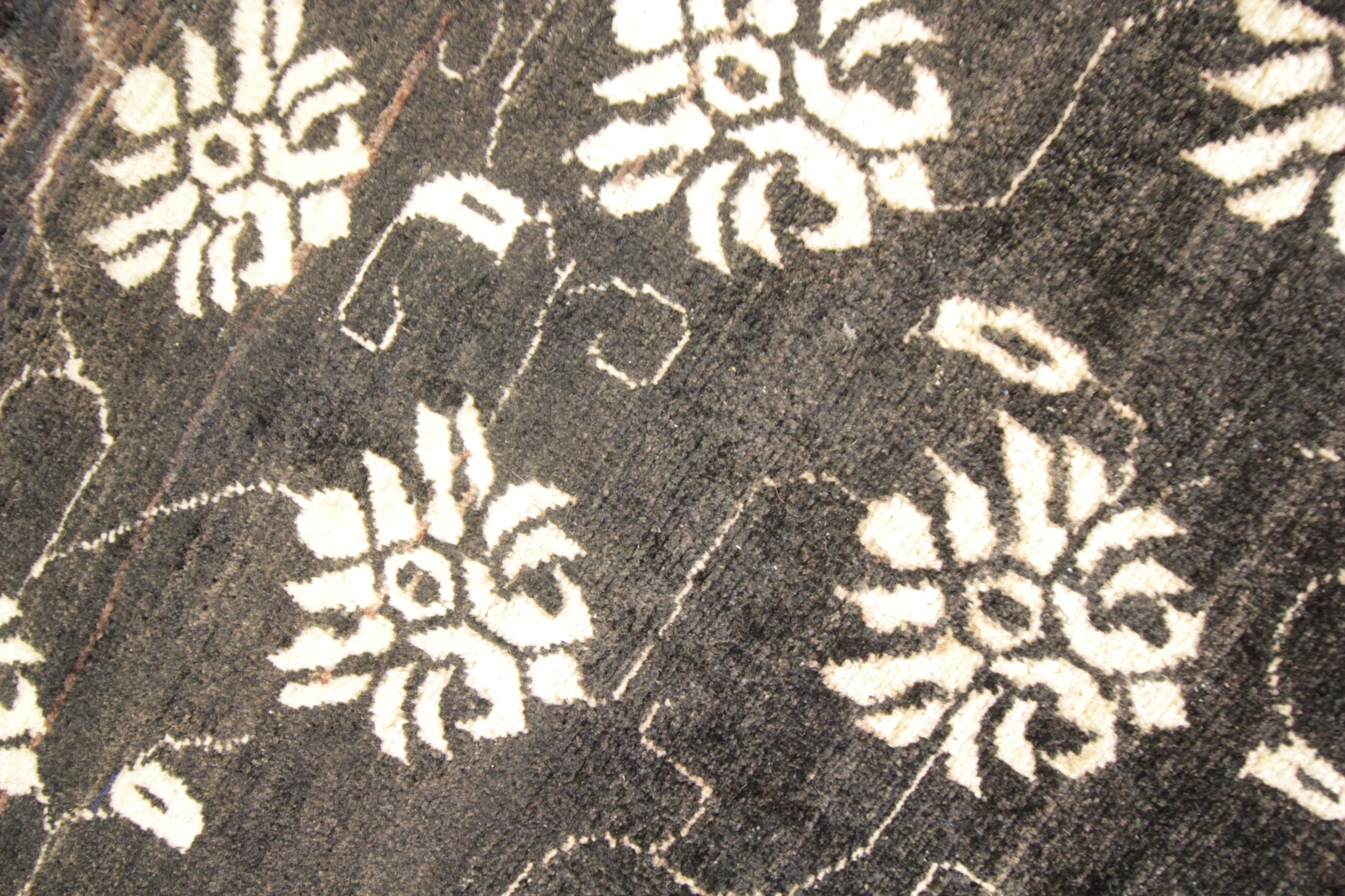 Teinture végétale Tapis traditionnel turc intégral tapis en laine marron oriental en vente