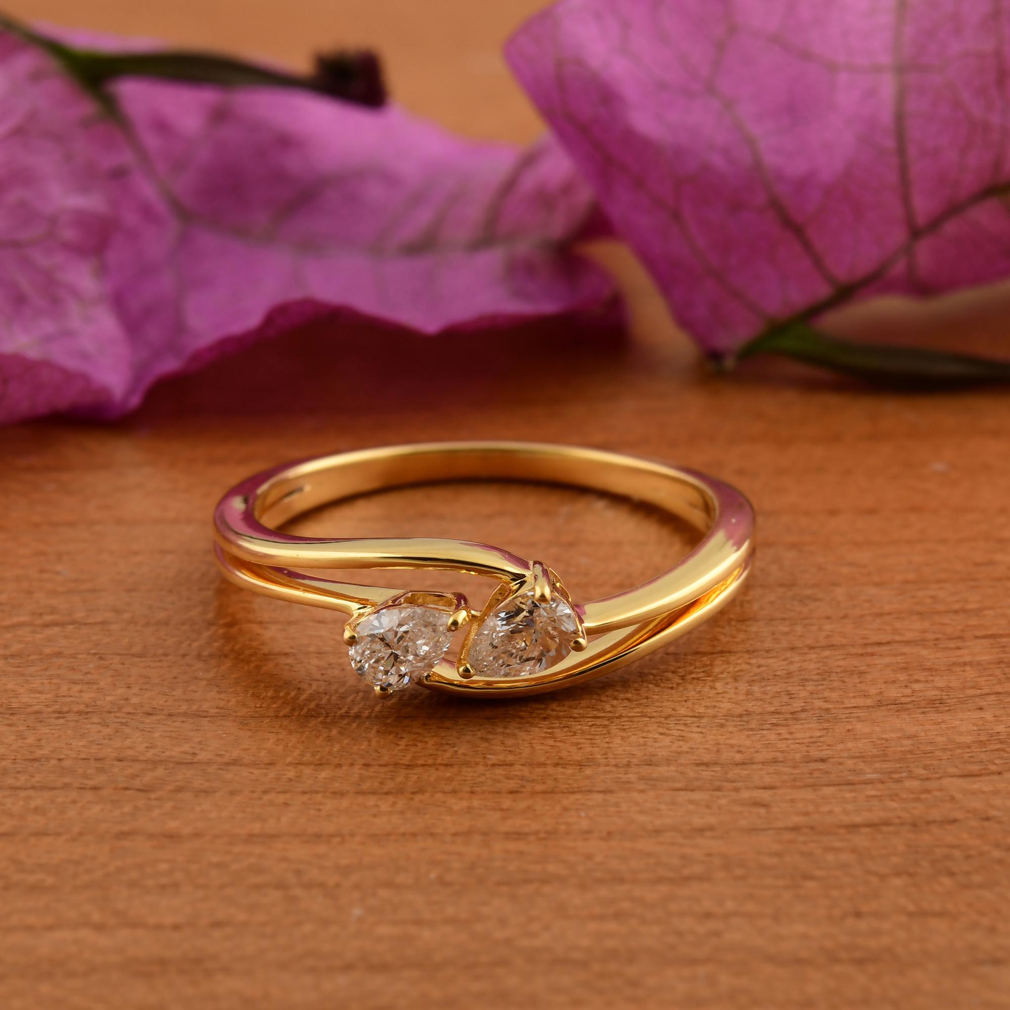 in vendita:  Tutte le tariffe sono pagate Dainty Two Stone Pear Cut Diamond Ring Regalo in oro giallo 18 carati 10
