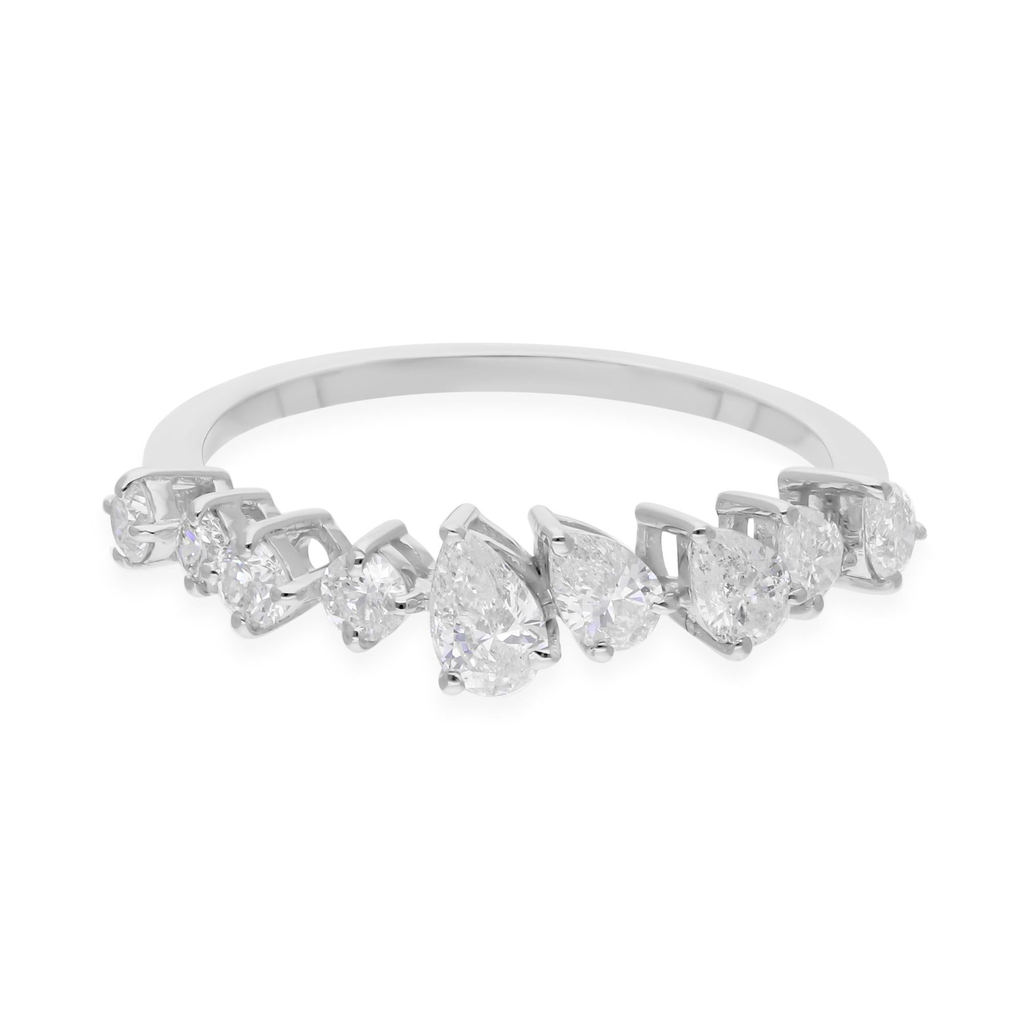 in vendita:  Tutte le tariffe pagate Anello a mezza eternità con diamante rotondo a pera in oro bianco 14k 8