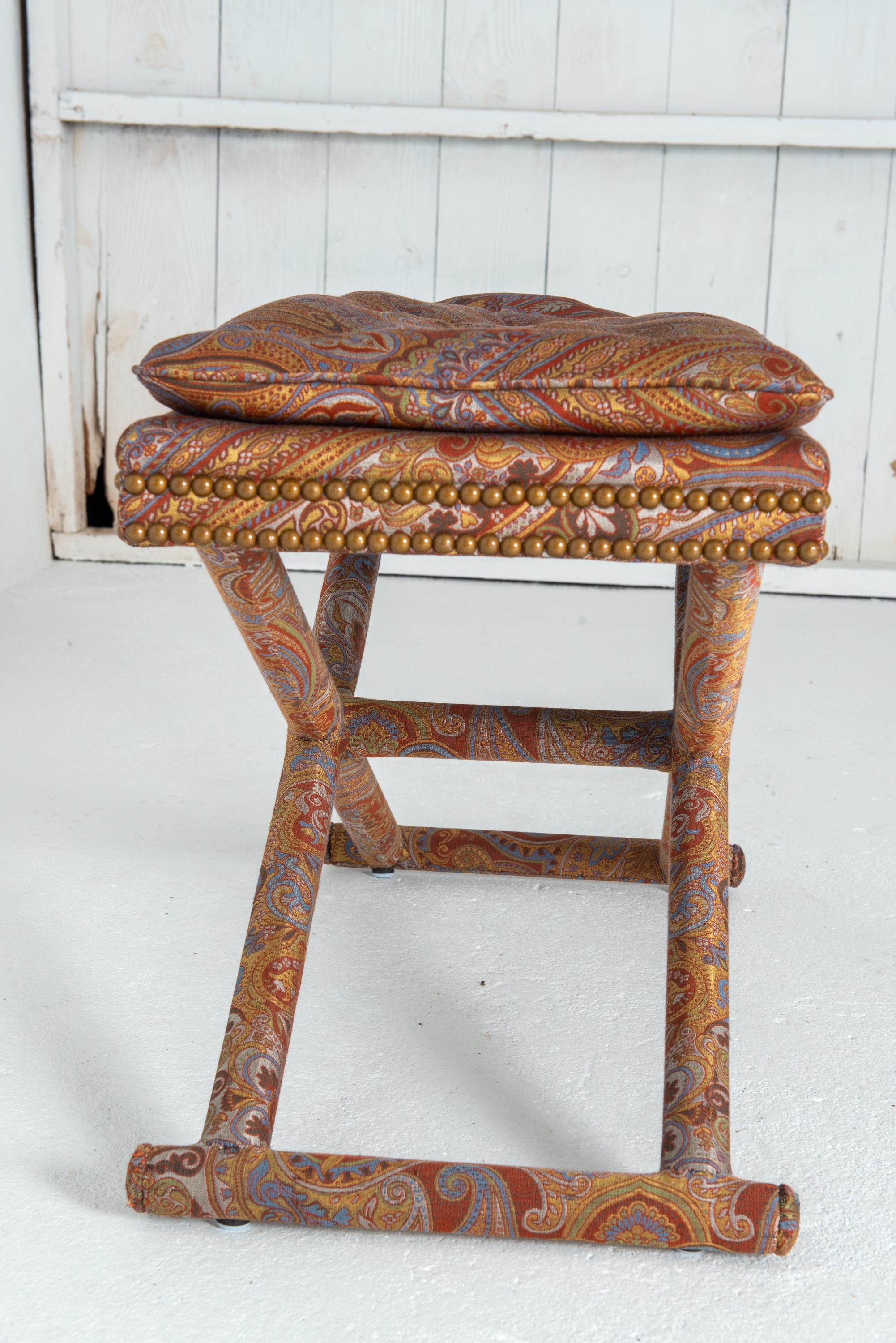 All Upholstered X Form Base Paisley Bench, Billy Baldwin Style en vente 1