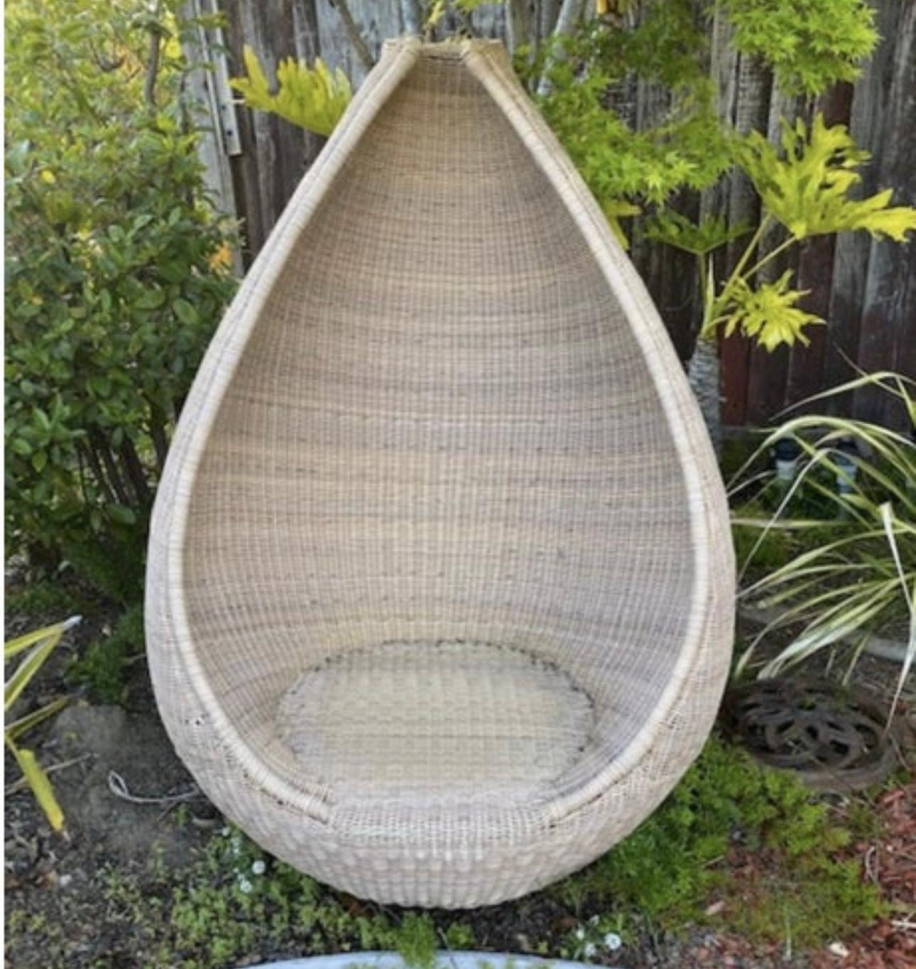 American Classical All Weather Wired Wicker Large Egg Shaped Chair For Sale