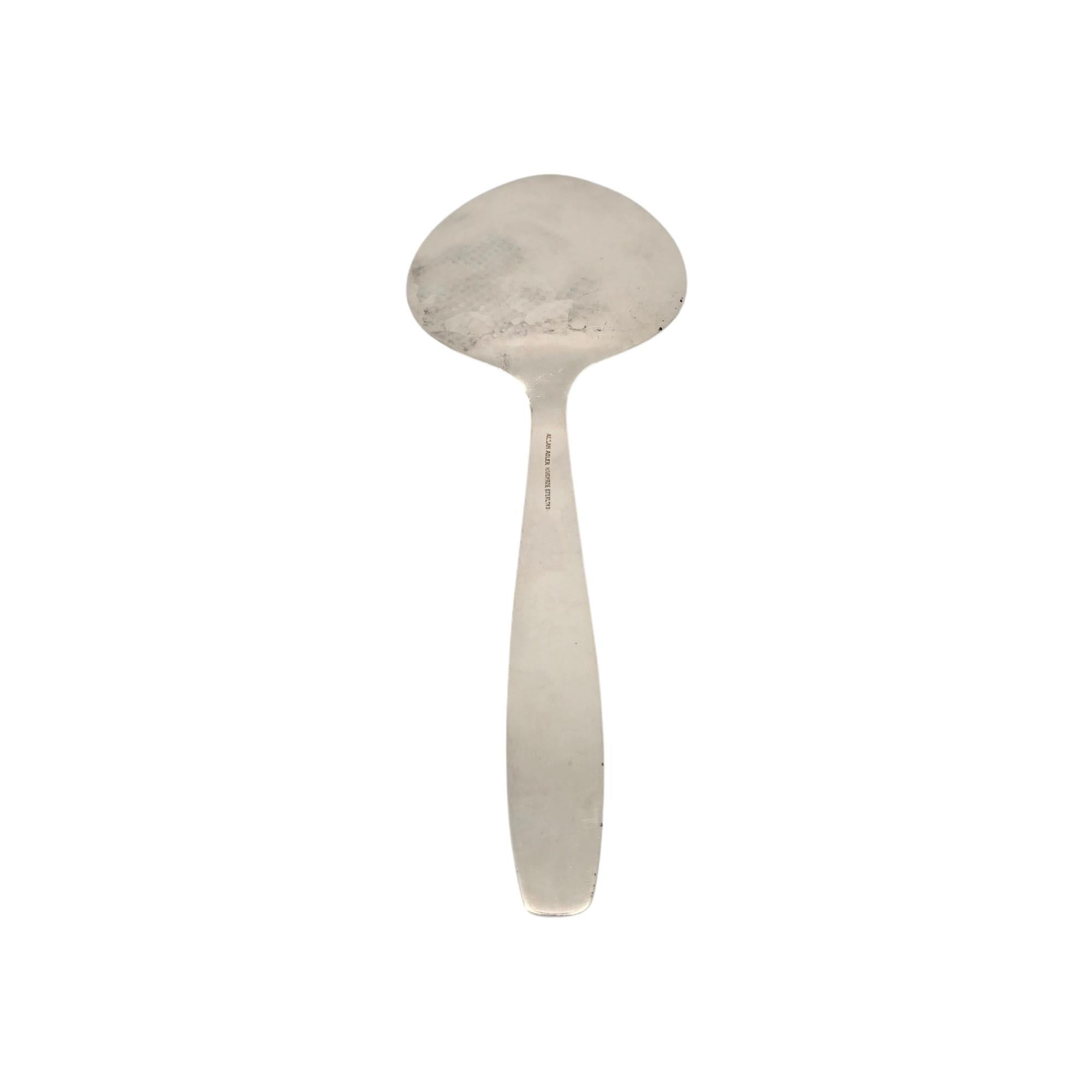 Server per torte in argento sterling martellato di Allan Adler.

Nessun monogramma

Un server per dolci lavorato a mano con un design leggermente martellato.

Misura circa 10