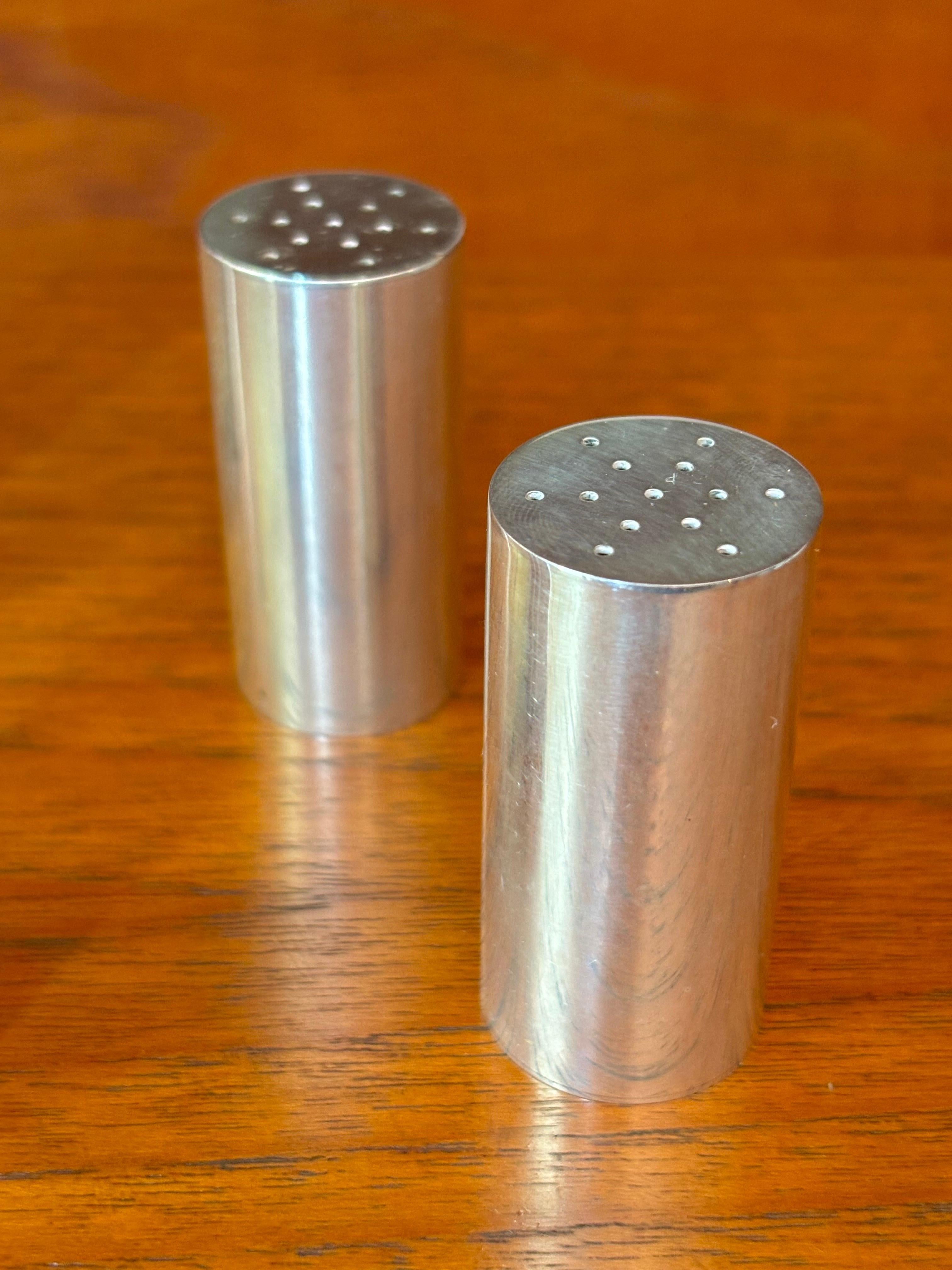 Mid-Century moderno Shakers in argento per pepe di Allan Adler in vendita