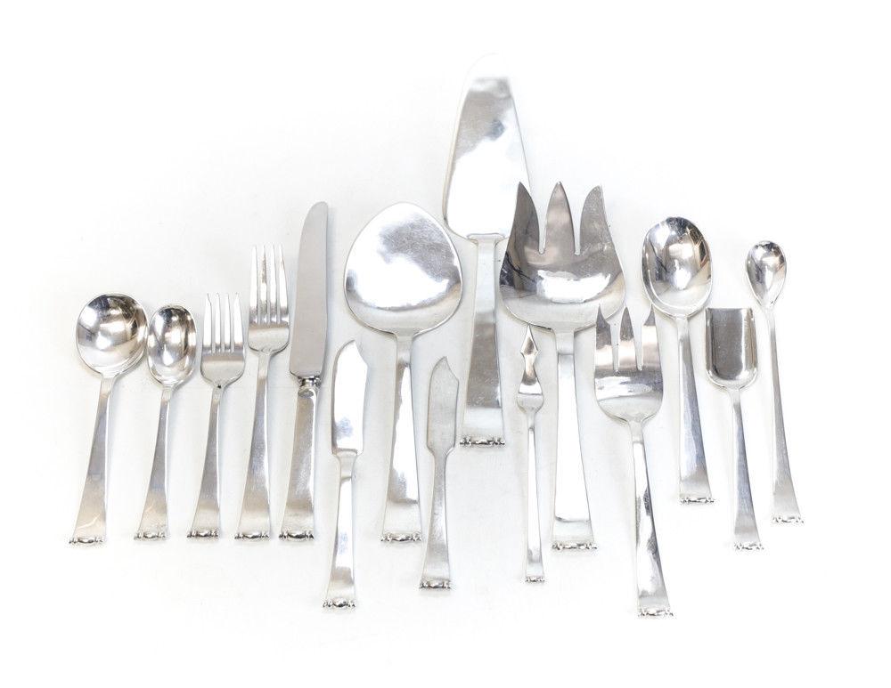 Mid-20th Century Allan Adler Sterling Silver 180pc Flatware Service for 24 in Modern Georgian For Sale