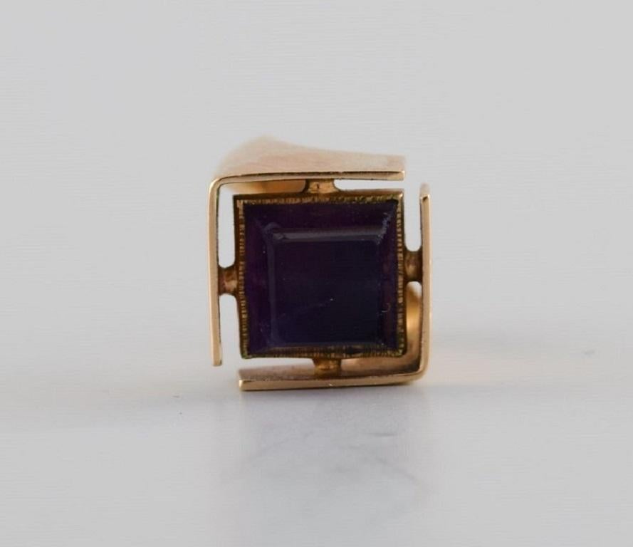 Allan Børge Larsen, Danish goldsmith. Modernist vintage ring in 14 carat gold For Sale 1