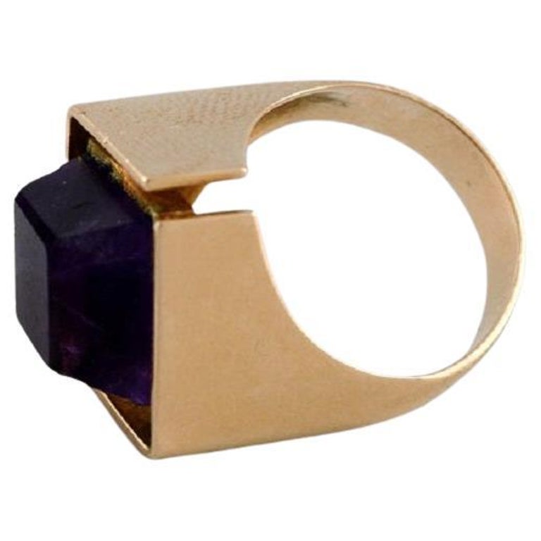 Allan Børge Larsen, Danish goldsmith. Modernist vintage ring in 14