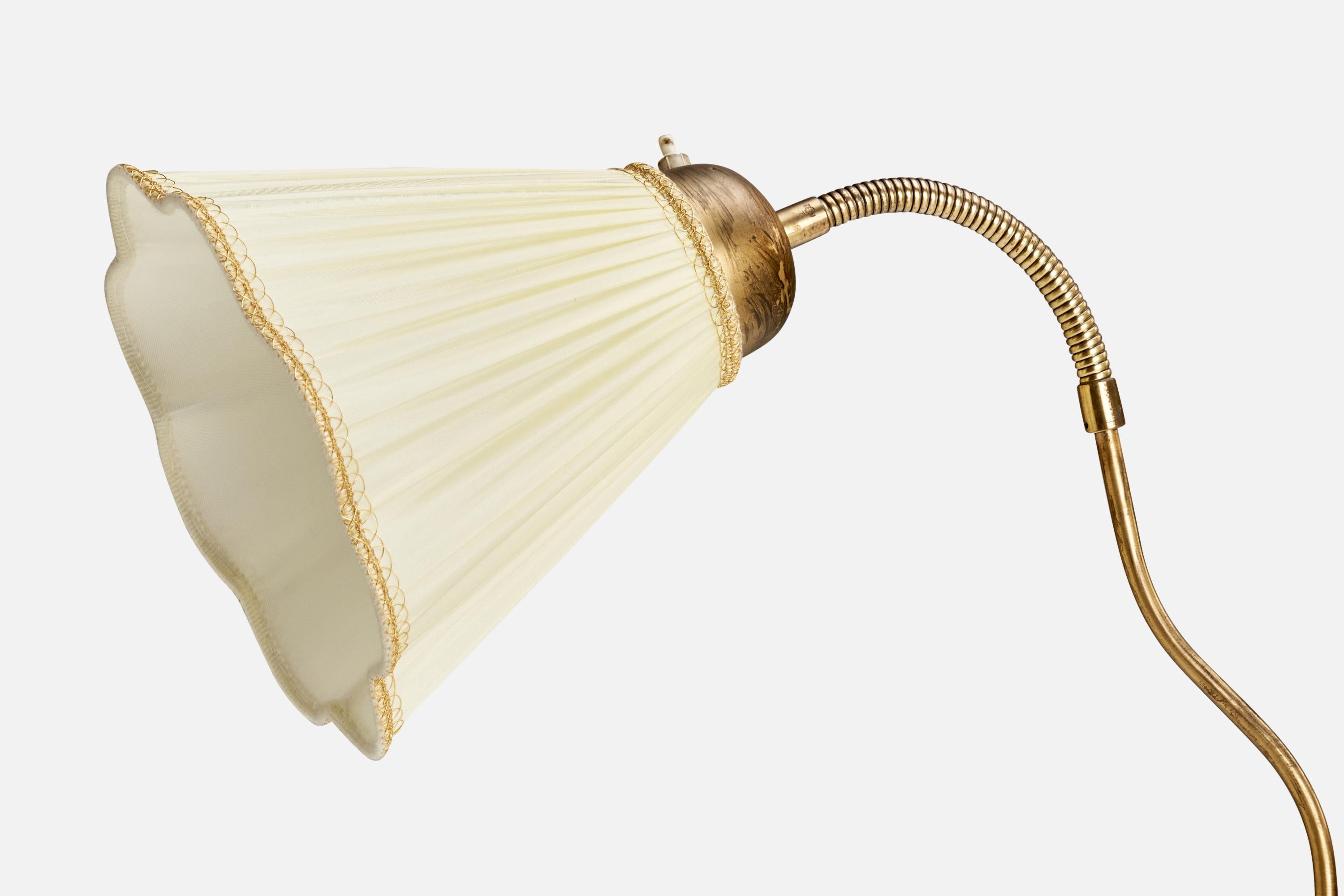 Suédois Lampadaire Allan Dolge, laiton, orme, tissu, Suède, années 1940 en vente