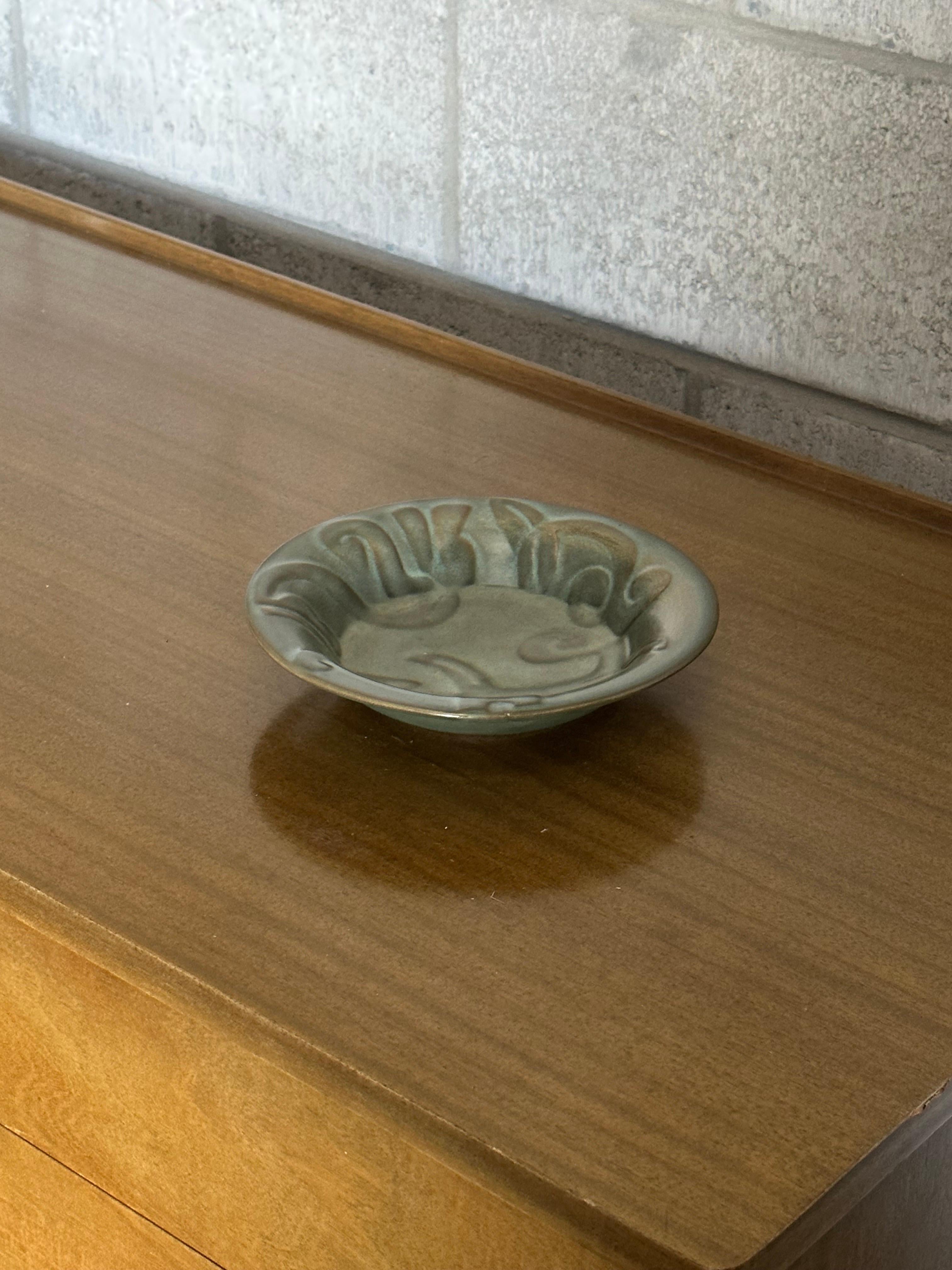 Allan Ebeling for Bo-Fajans Art Deco Low Bowl In Good Condition For Sale In St.Petersburg, FL