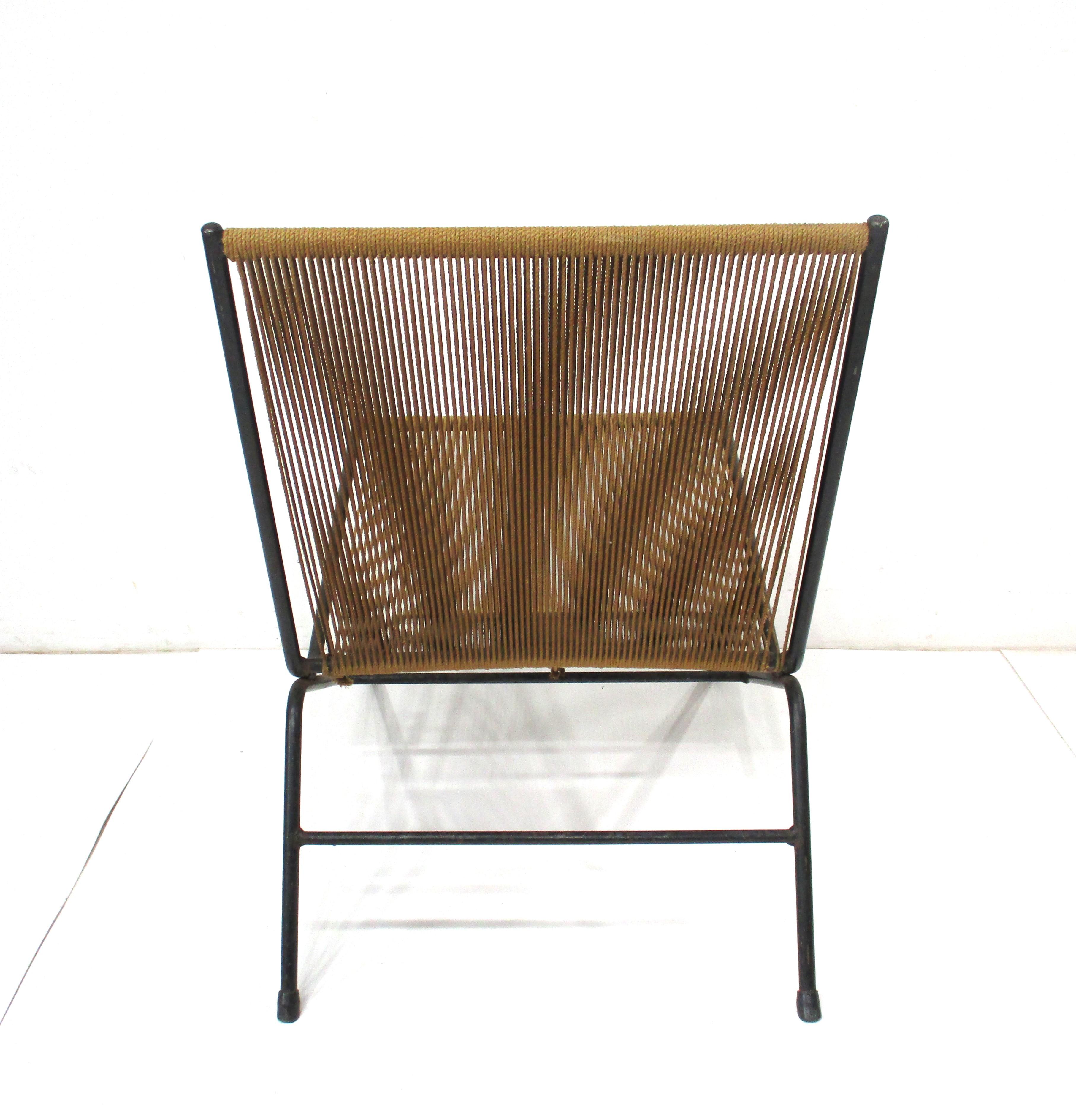 Allan Gould Mid Century String Lounge Chair  In Good Condition For Sale In Cincinnati, OH