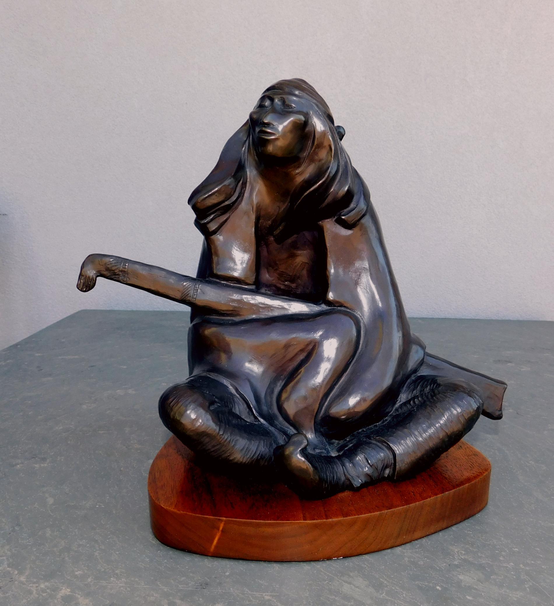 Allan Houser, sculpture moderniste amérindienne en bronze, 1980 - « Night Watch » Excellent état - En vente à Phoenix, AZ