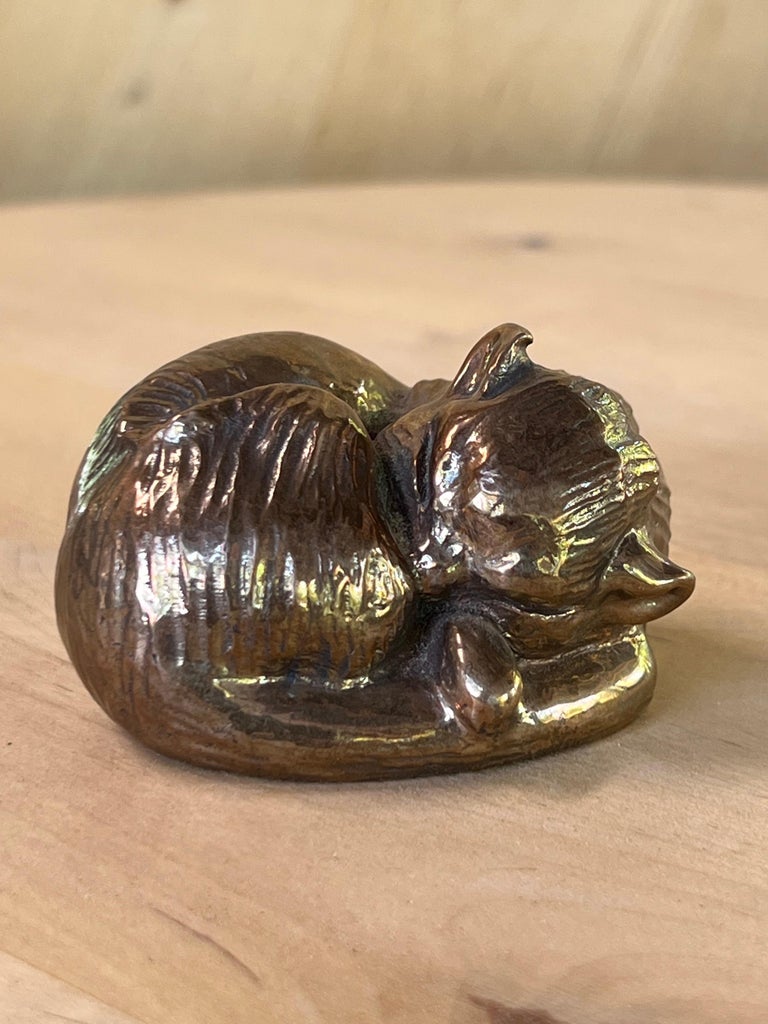 Allan Houser - Kitty, sculpture, by Allan Houser, bronze, cat, gold, Nambe,  Santa Fe, edition For Sale at 1stDibs