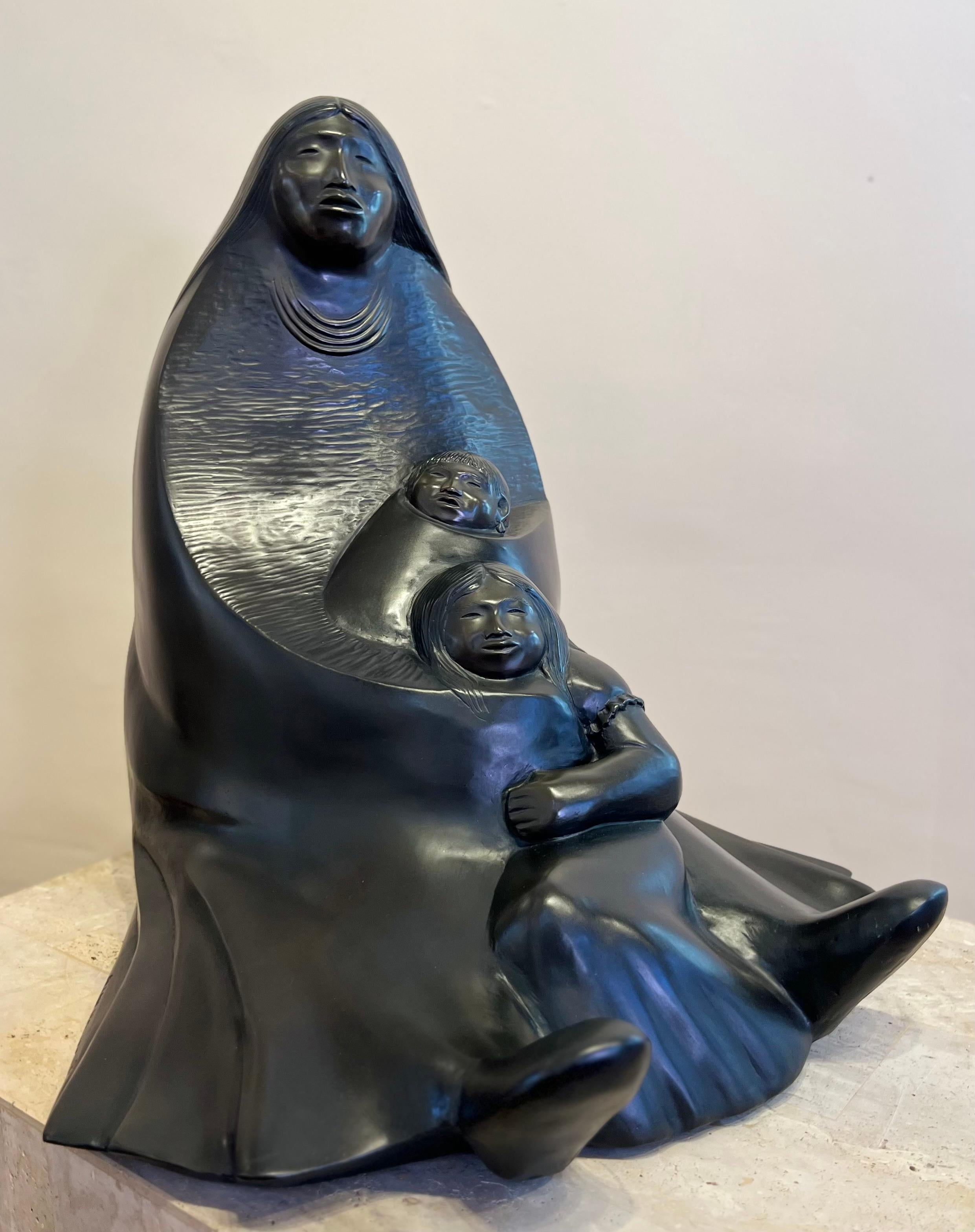 My Children, di Allan Houser, Apache, madre, bambini, bronzo, scultura in vendita 1