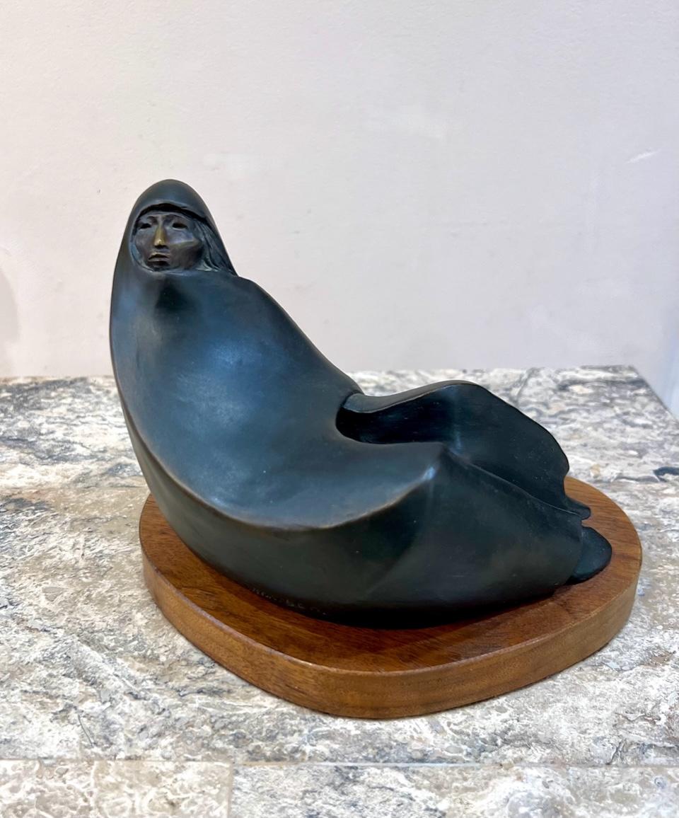 Observante, de Allan Houser, bronce, escultura, edición limitada, figura de manta

LARGA ASOCIACIÓN DE LAS GALERÍAS GLENN GREEN CON ALLAN HOUSER

Allan Houser estuvo representado por Glenn Green Galleries (antes conocida como The Gallery Wall, Inc.)