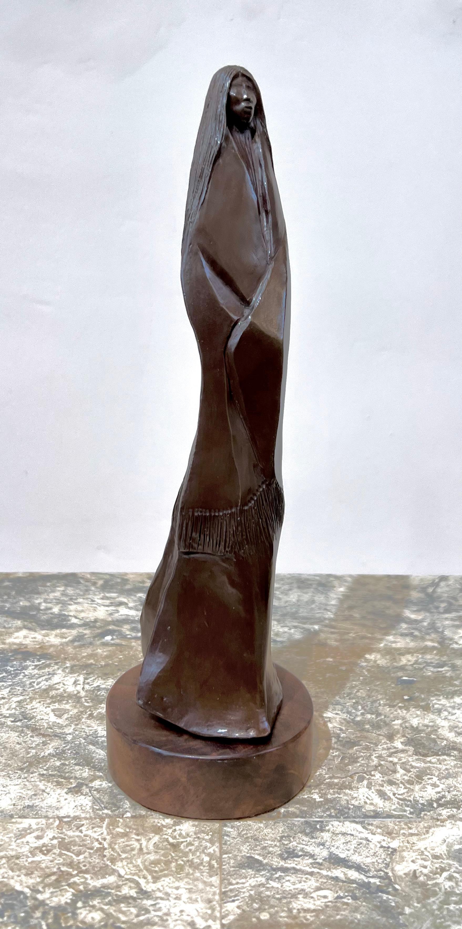 La jeune fille de San Carlos, bronze, sculpture, par Allan Houser, Apache, femme, marron