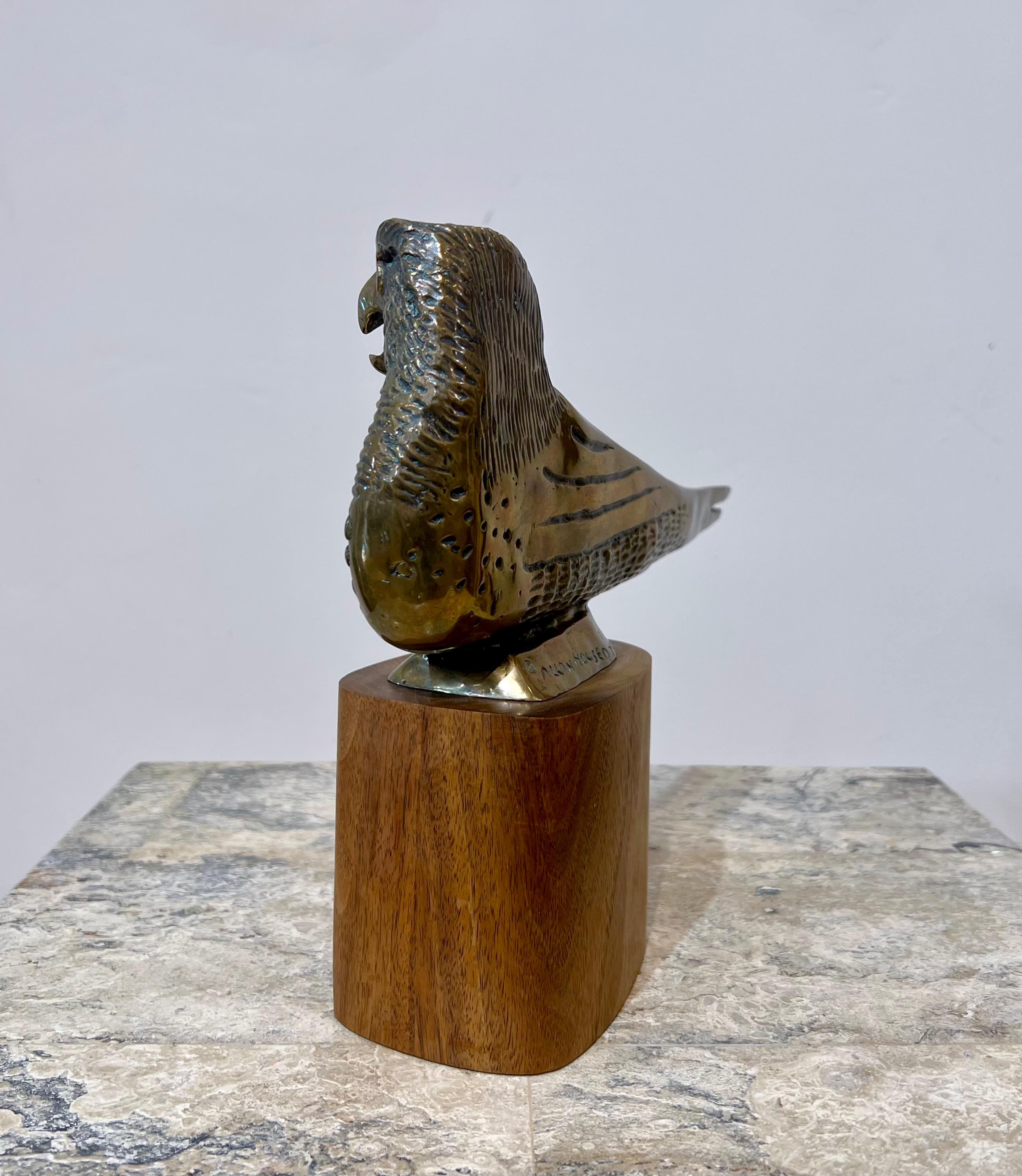 Sparrow Hawk, bronze, sculpture, by Allan Houser, bird, limited edition, gold

GLENN GREEN GALLERIES' LONG ASSOCIATION WITH ALLAN HOUSER

Allan Houser was represented by Glenn Green Galleries (formerly known as The Gallery Wall, Inc.) from 1973