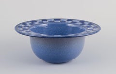 Allan Hytholm, Danish studio ceramist. Large ceramic bowl with checkered pattern