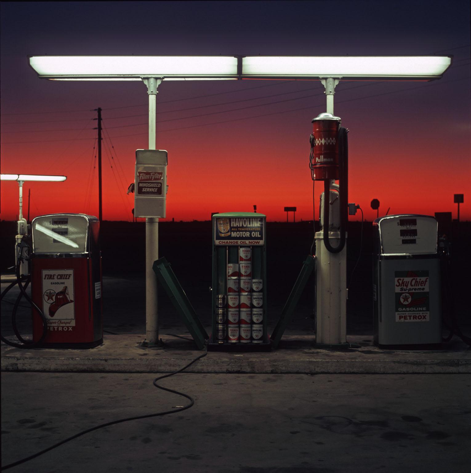 Allan Tannenbaum Color Photograph - Texaco Gas Pumps North Dakota 1967 - Archival Limited Edition Fine Art Print