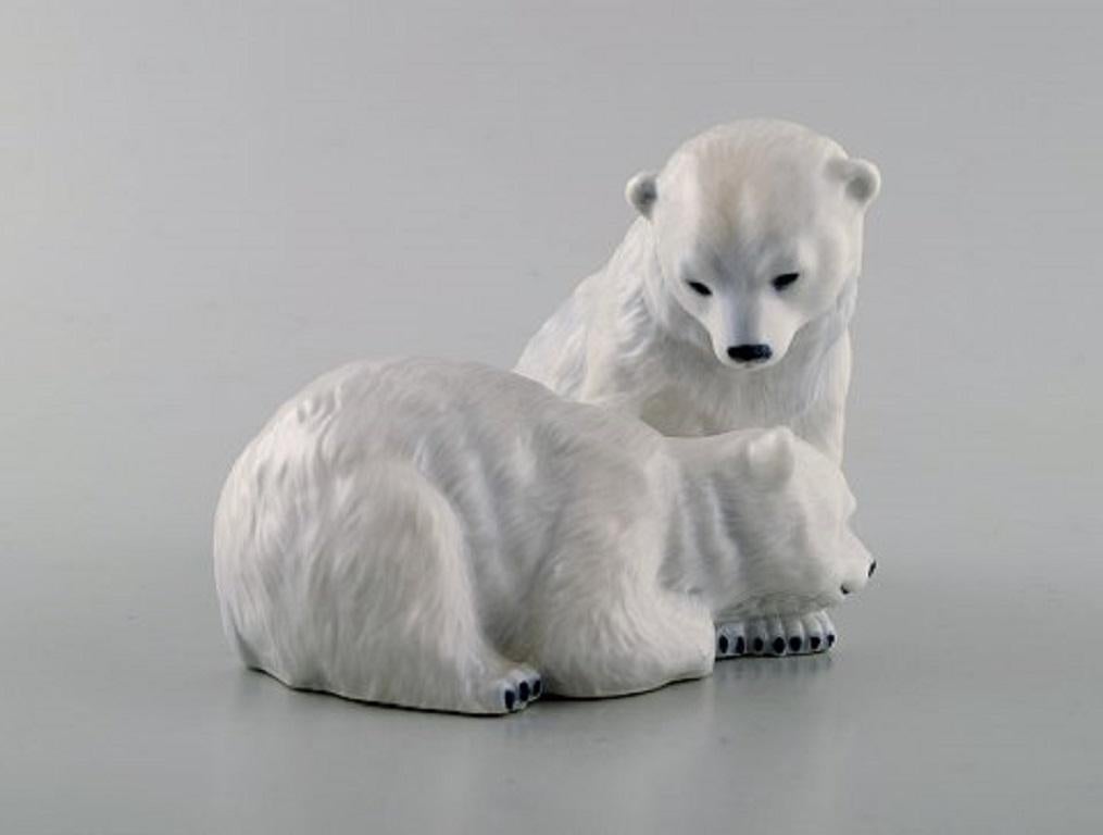 Allan Therkelsen for Royal Copenhagen. Rare porcelain figurine model 356. Two polar bear cubs.
In perfect condition.
Stamped.
Measures: 14.5 x 9.5 cm.