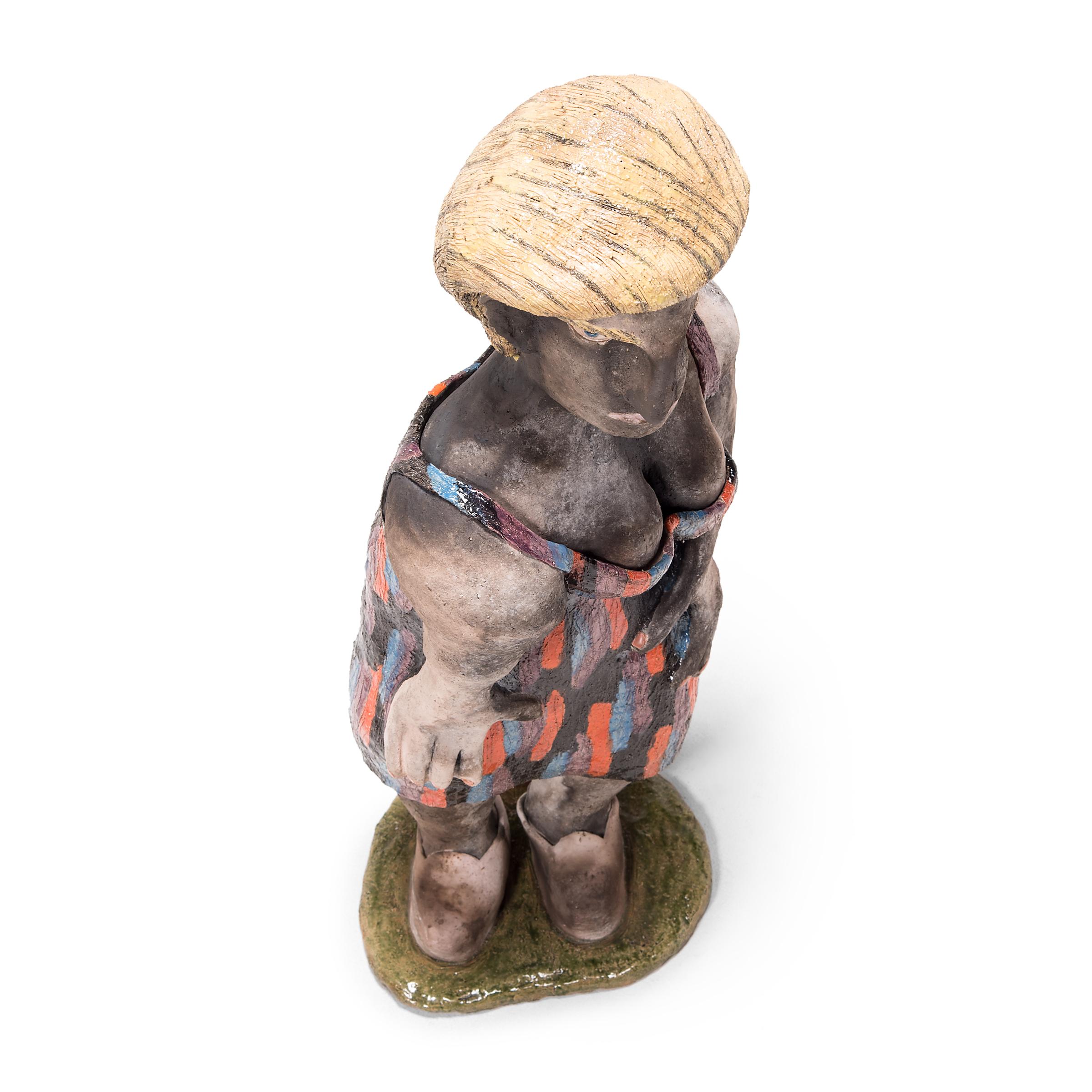 „Lady in a Striped Dress“, Keramik-Skulptur im Angebot 3