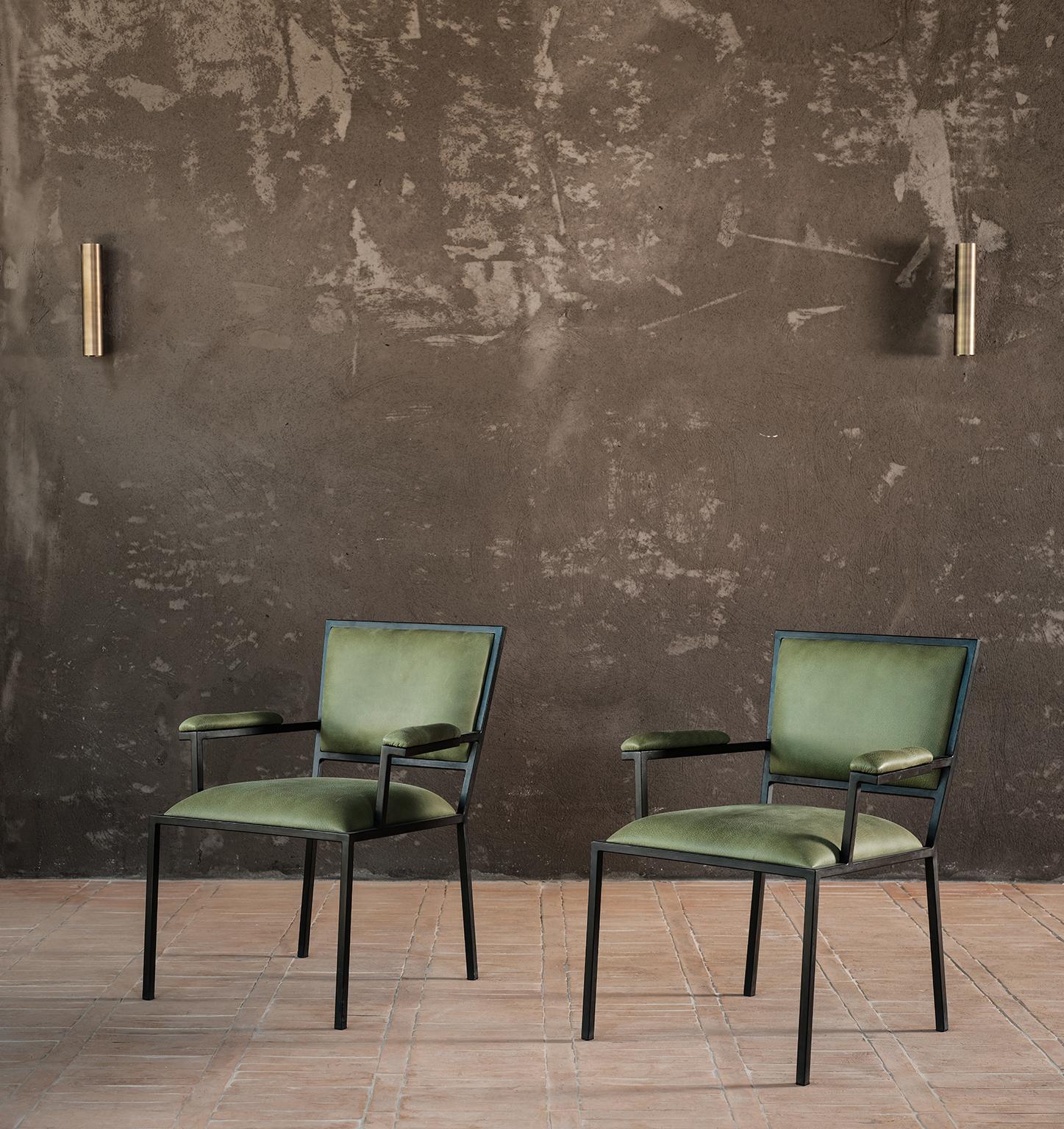 fauteuil rembourré en cuir du 21e siècle:: Le Fauteuil Simple Neuf - En vente à Lisciano Niccone, Perugia