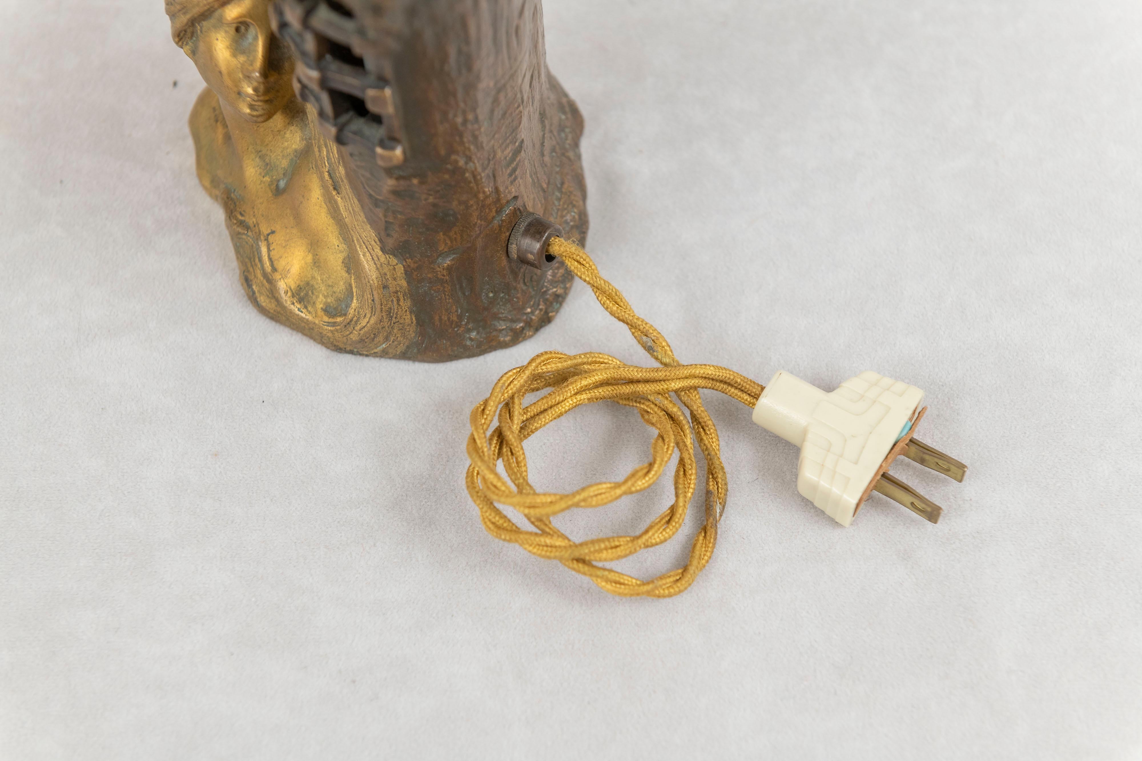 Bronzo Allegorical French Art Nouveau Gilt & Patinated Bronze Lamp w/ Bust of Maiden in vendita