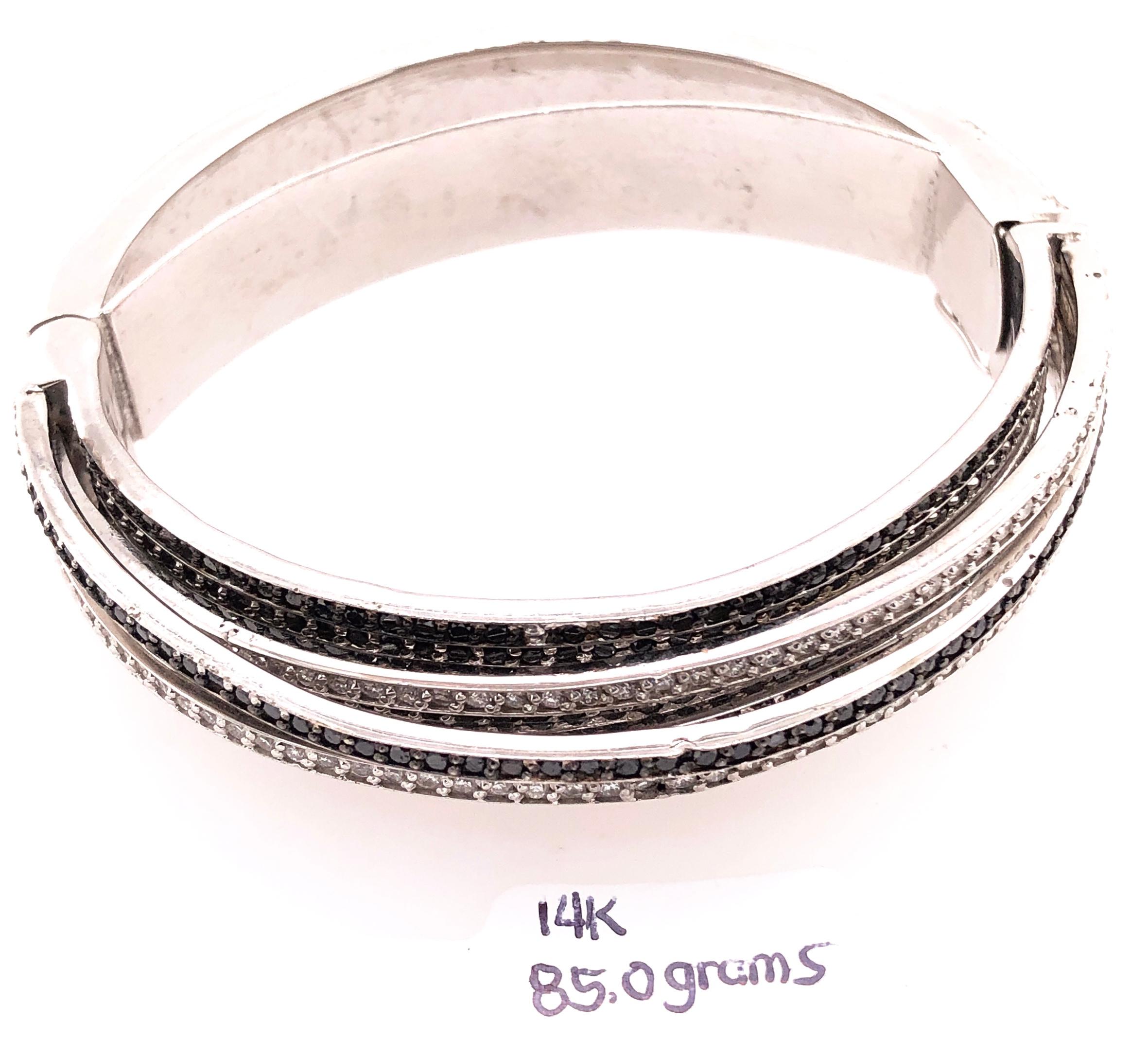 Allegra de Grisogono Style White and Colored Black Diamond Bangle, 14 Karat For Sale 8