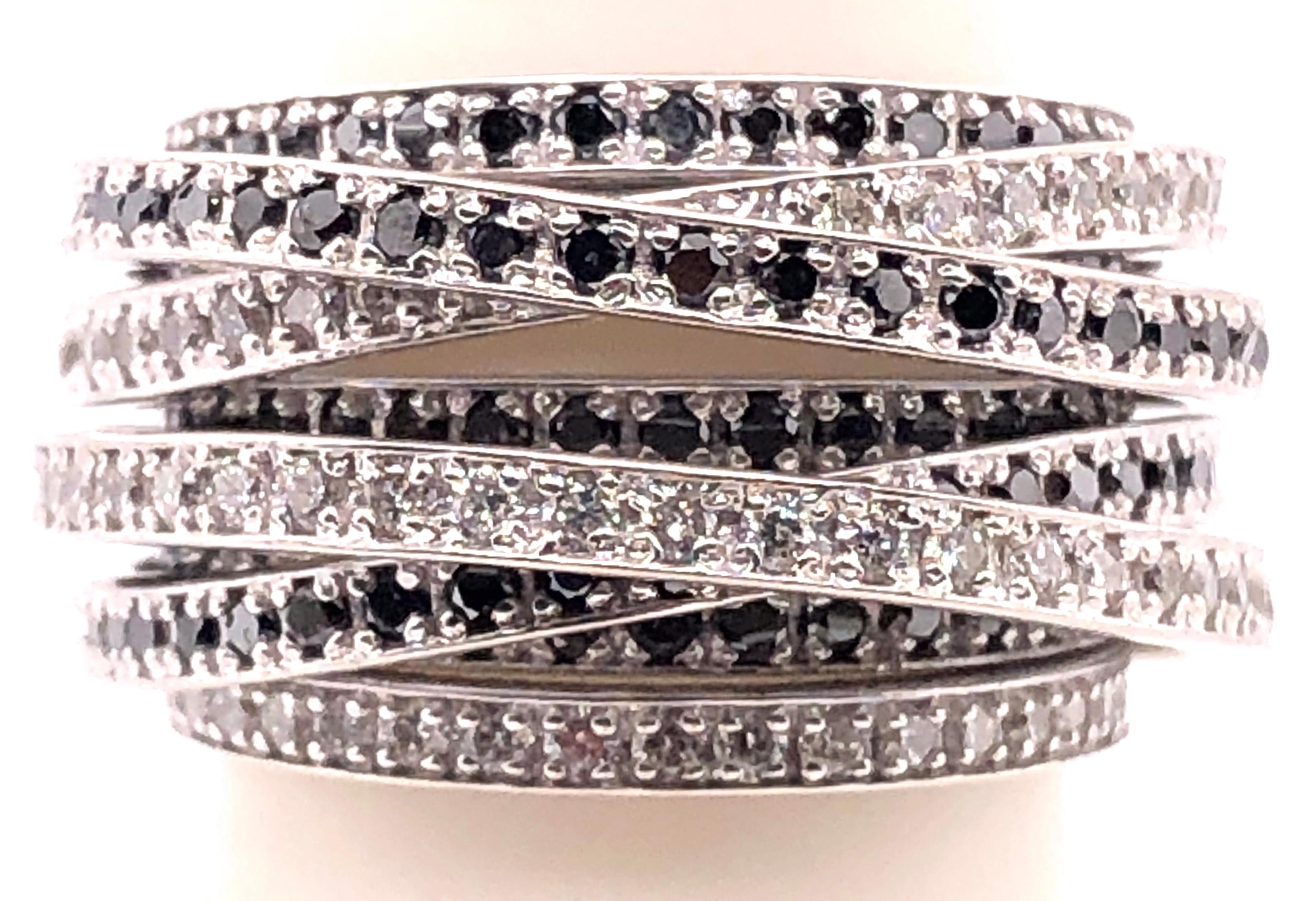 Allegra de Grisogono Weißer und farbig verzierter schwarzer Diamantring (Rundschliff) im Angebot