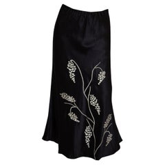 Jupe en soie noire à merveilleuses broderies Allegra Hicks