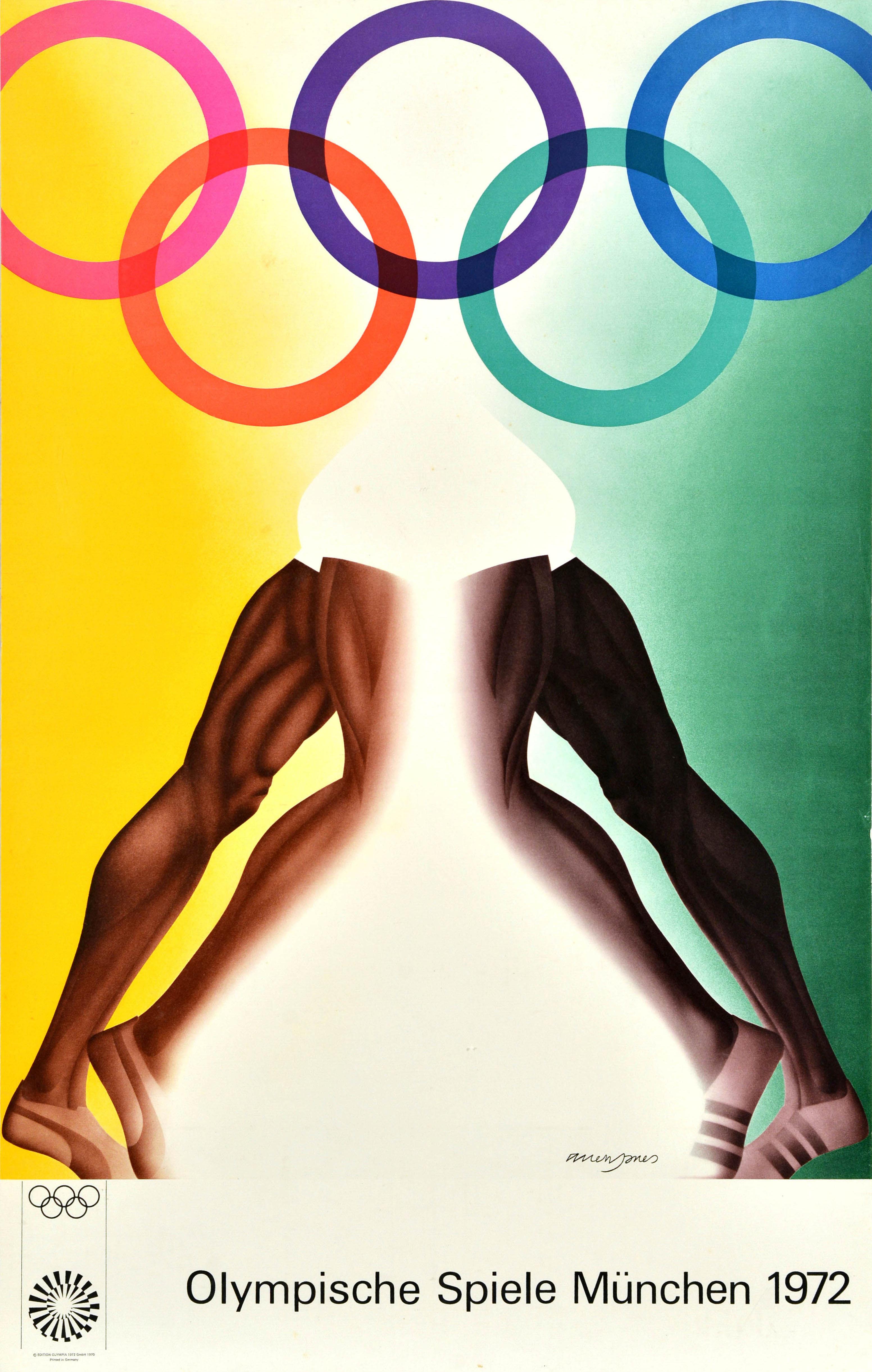 Affiche sportive vintage originale pour les Jeux olympiques d'été de 1972 à Munich, en Allemagne, comportant une illustration colorée de l'artiste pop britannique Allen Jones (né en 1937) représentant le logo avec les cinq anneaux olympiques en