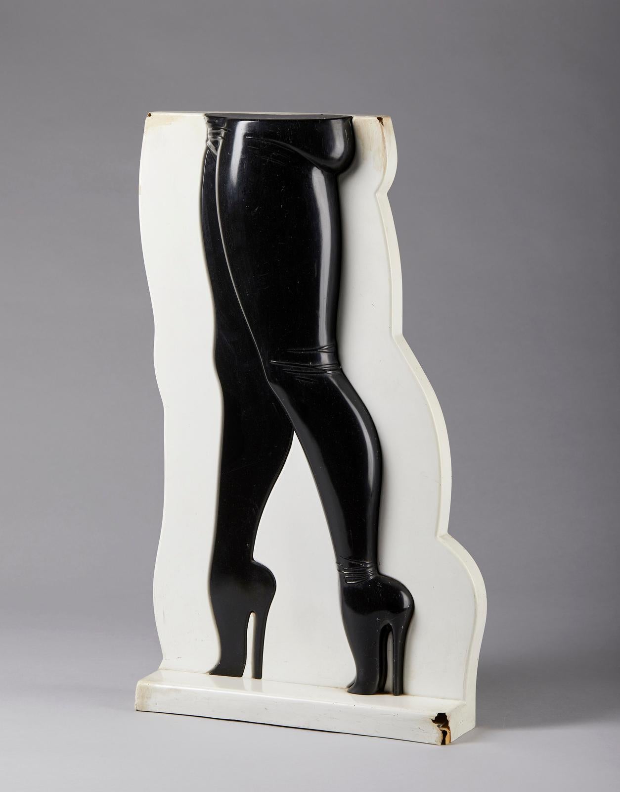 Allen Jones (1937) - Legs - sculpture in resin - 1937 For Sale 1