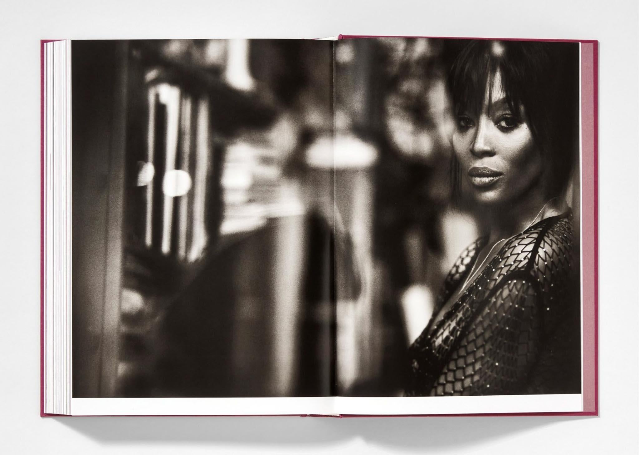 Naomi Campbell - Limited TASCHEN Collector's Edition with Acrylic Sculpture 7