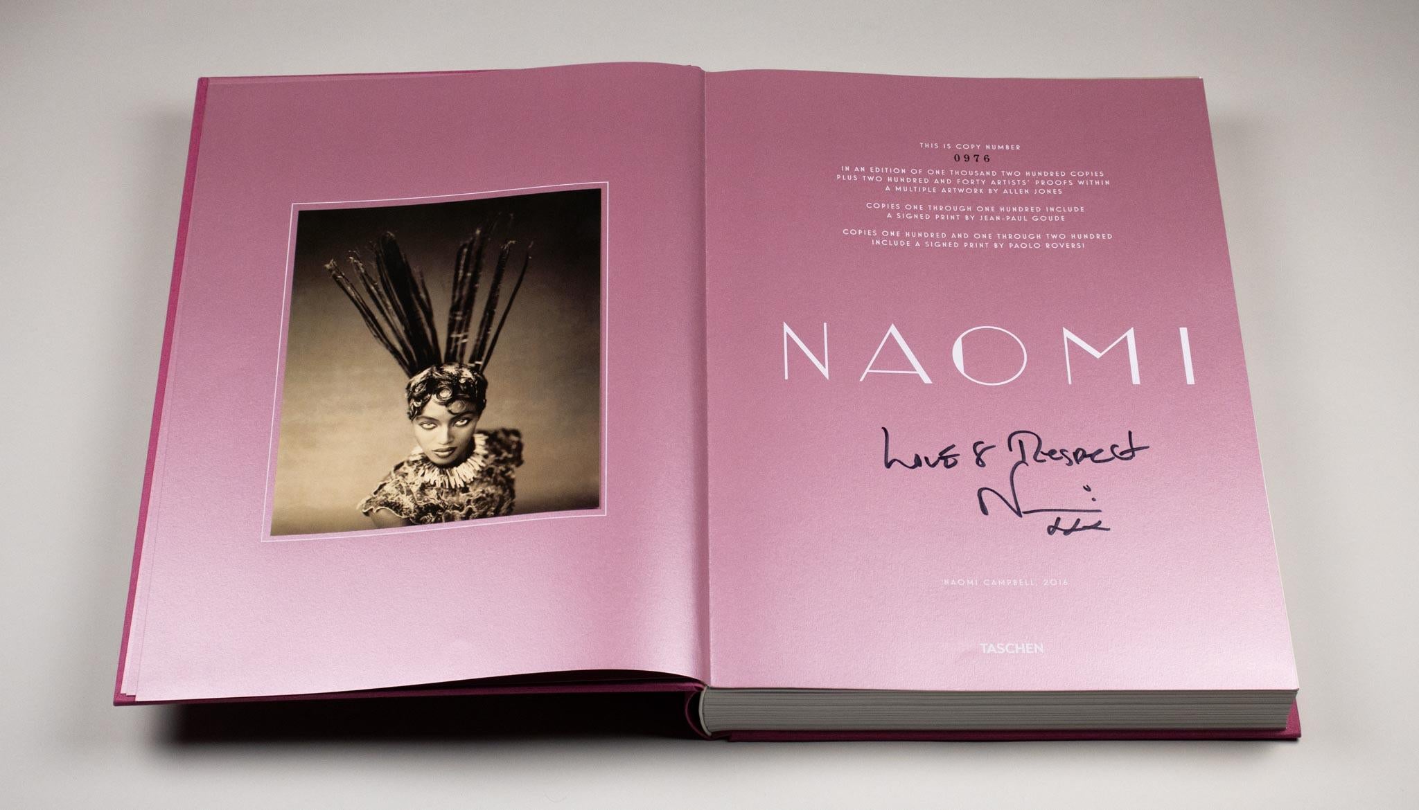 NAOMI
Collector’s Edition

Limited Edition Signed by Naomi Campbell
With an Artwork by Allen Jones
Completely New

TASCHEN  2016

Collector’s Edition of 1,000 copies, each signed by Naomi Campbell and presented in a multiple artwork by British pop