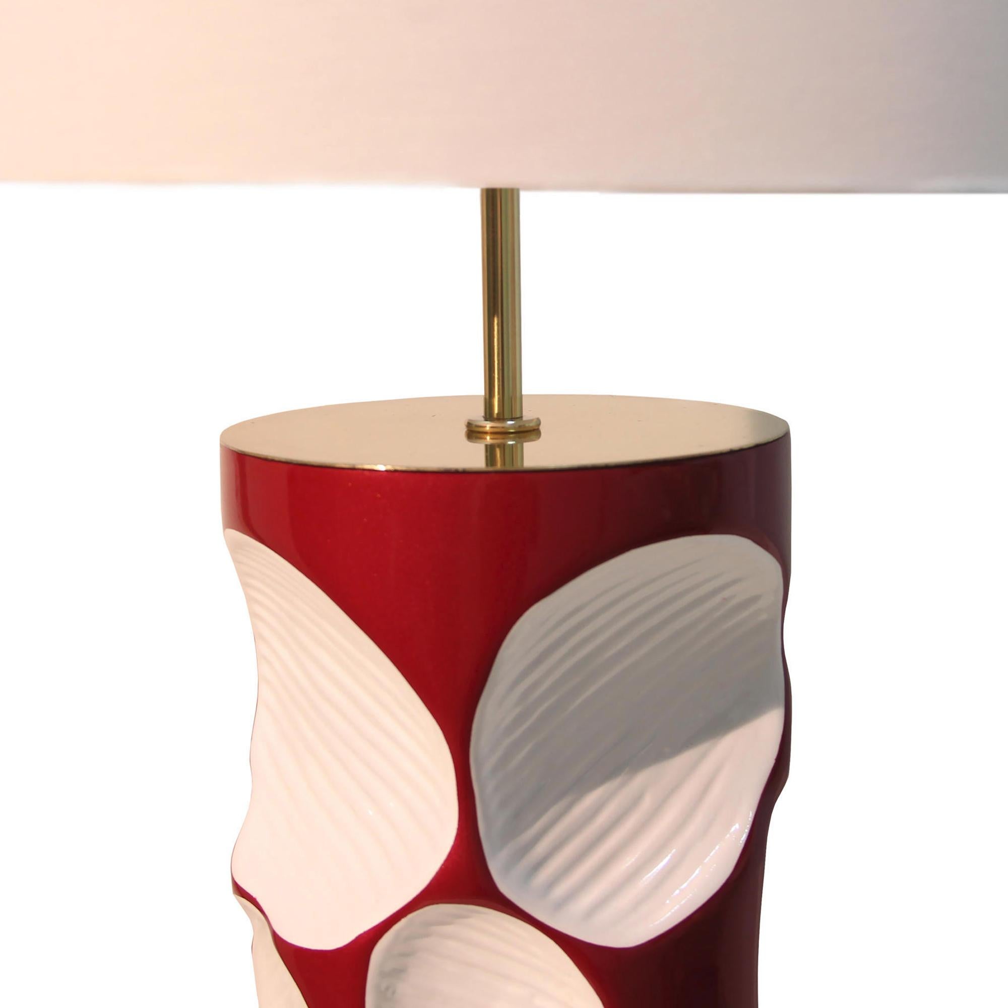 Contemporary Allia Table Lamp in Red Lacquered Finish For Sale