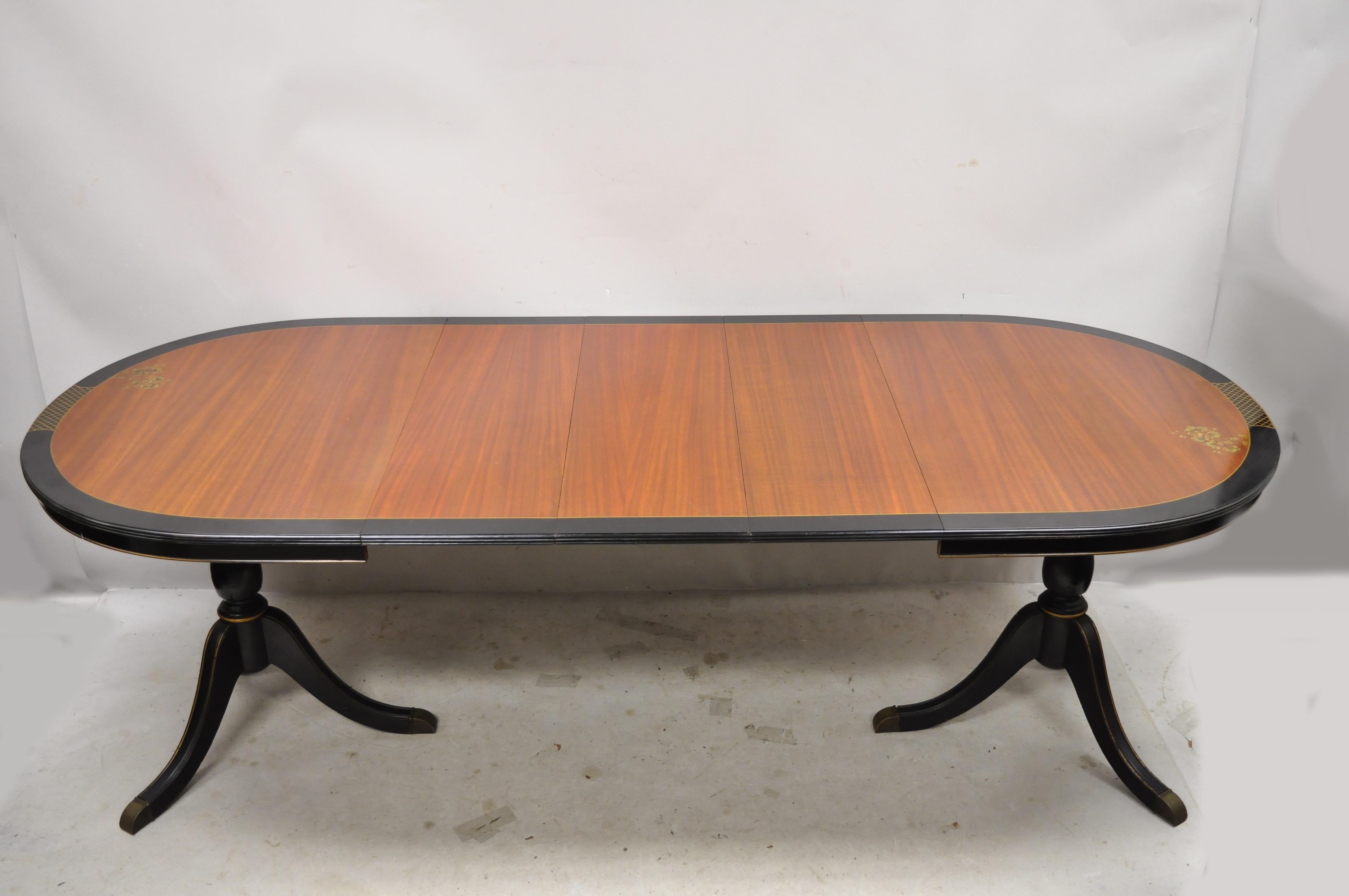 Alliance Furniture Duncan Phyfe Mahogany Black Oriental Oval Dining Room Table In Good Condition In Philadelphia, PA