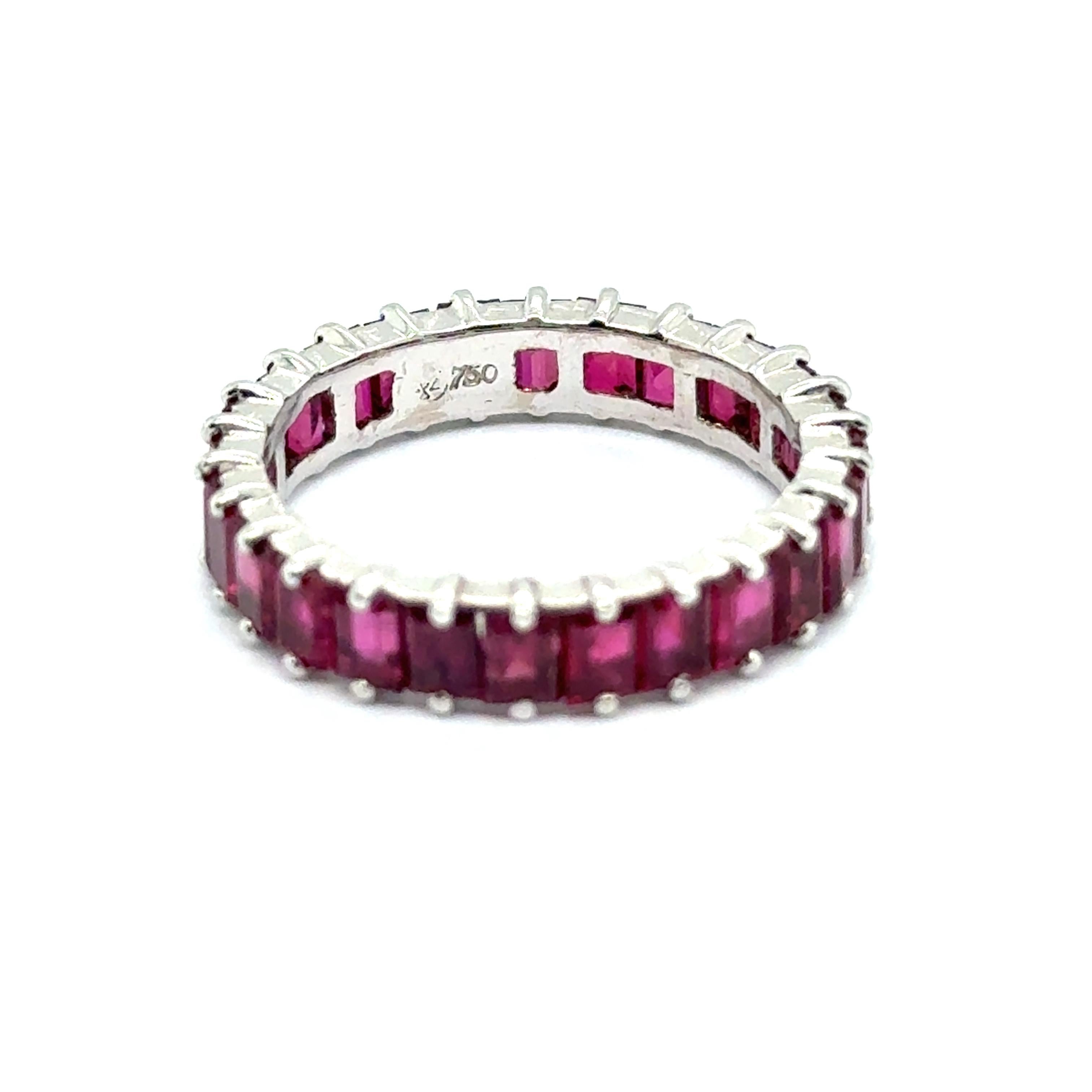 Alliance Ring with Rubies in 18 karat White Gold by Gübelin For Sale 3