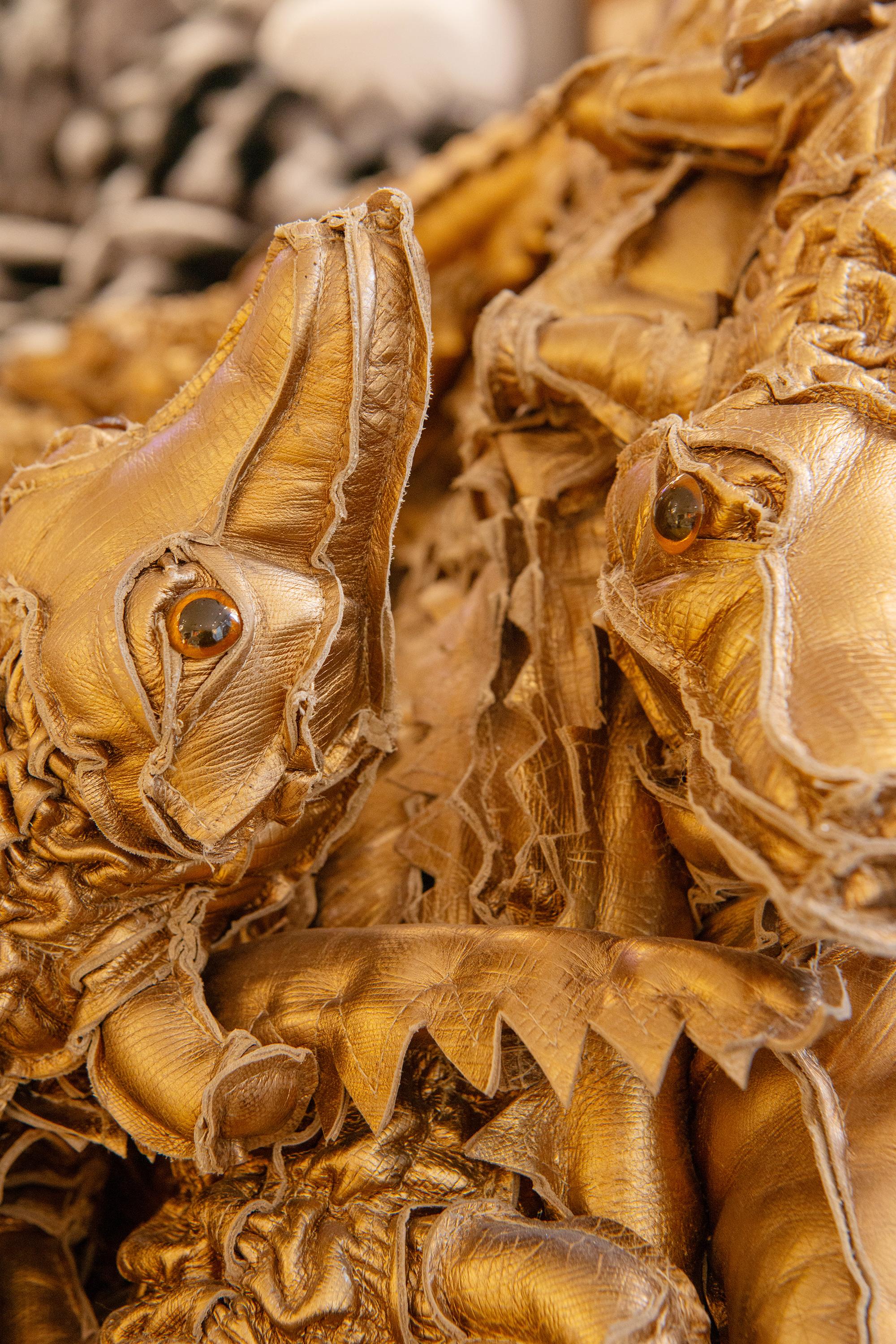 Fauteuil Campana Brothers en or en forme d'alligator en vente 4