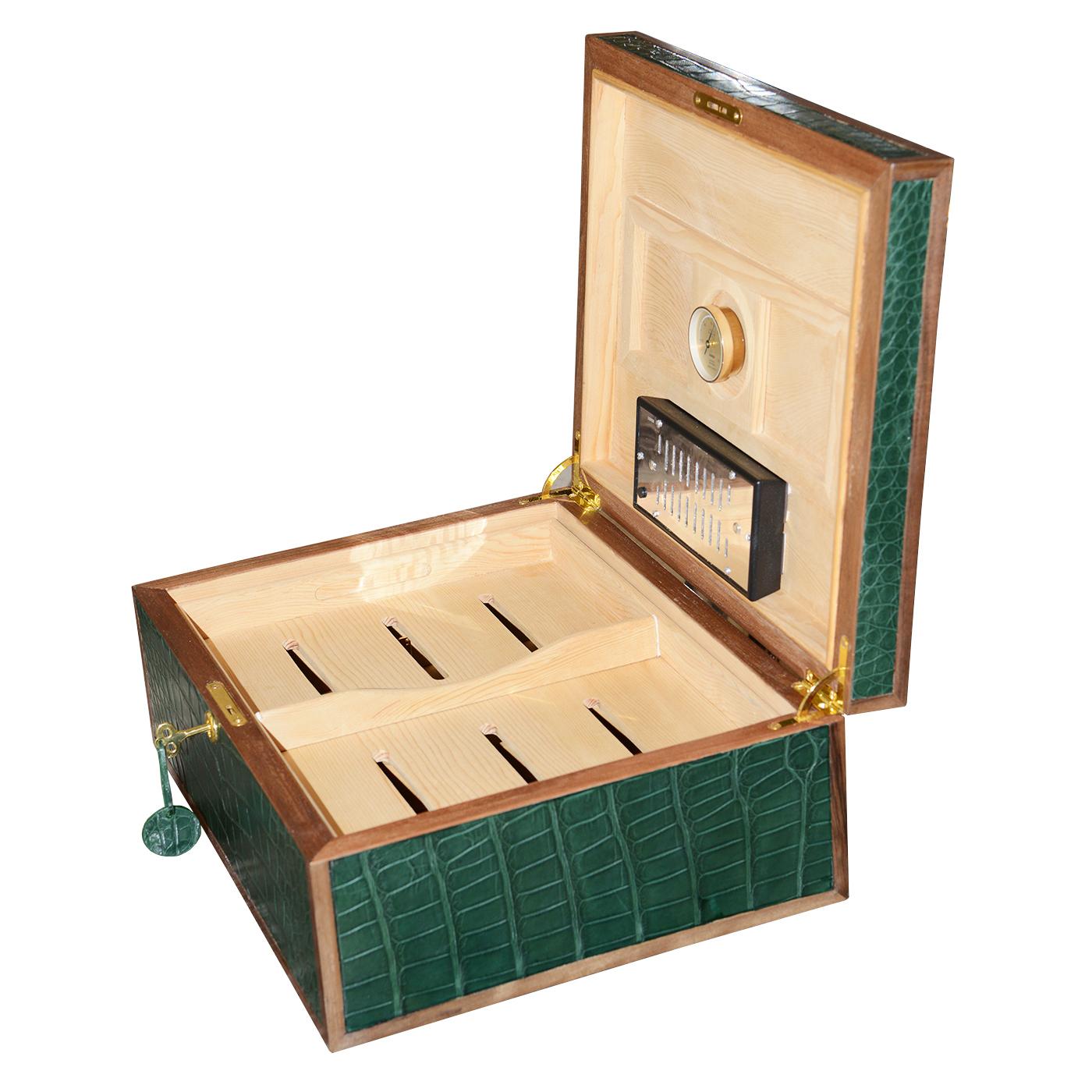 French Alligator Green Cigar Box For Sale