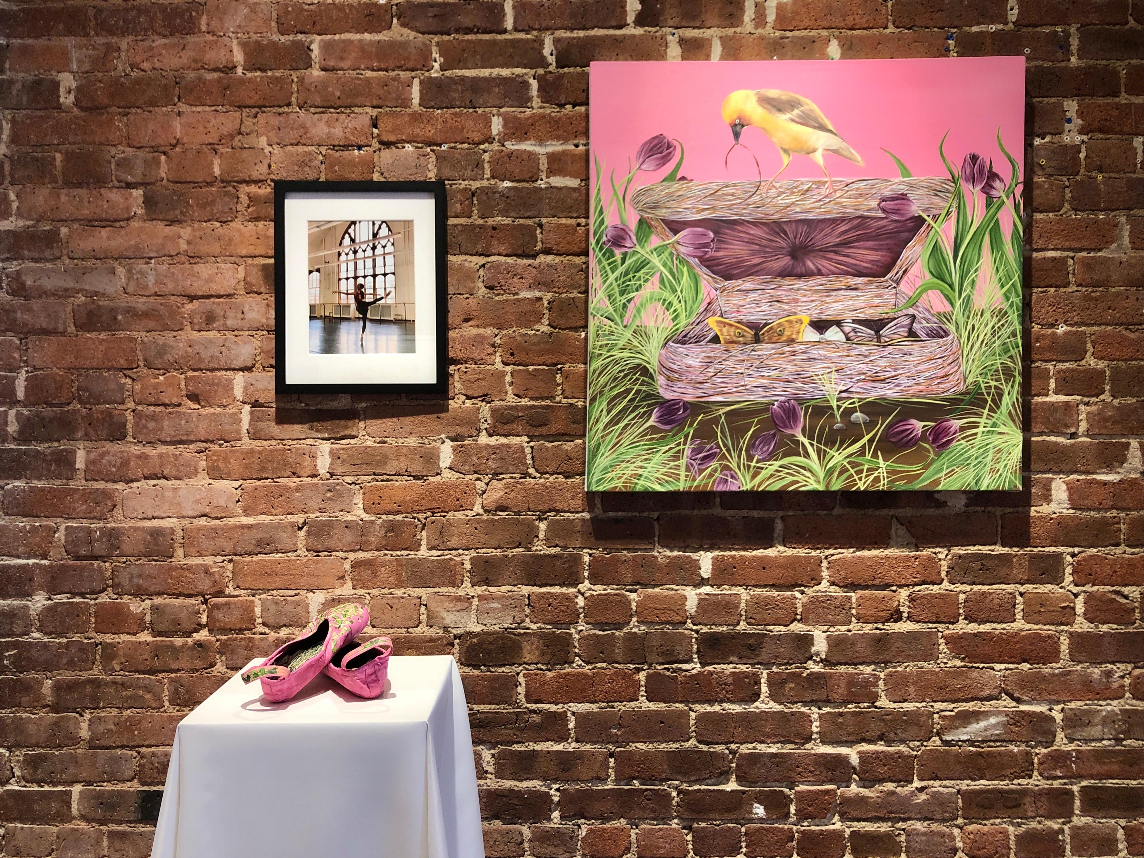 Grief Box, rosa figuratives Gemälde mit Vogel und Schmetterlingen, Landschaft (Zeitgenössisch), Painting, von Allison Green