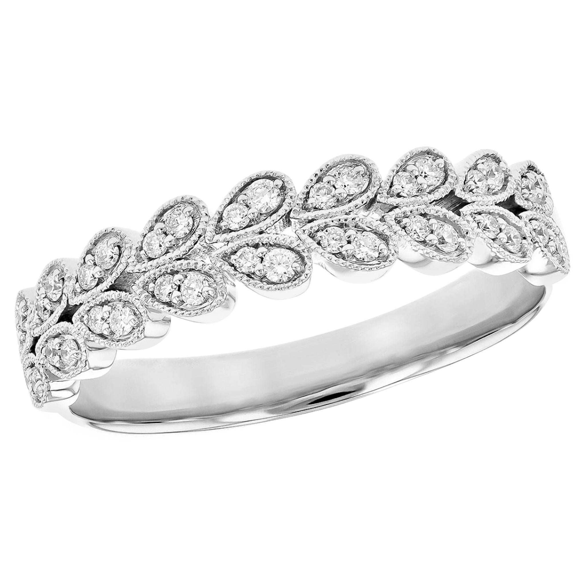 Allison Kaufman 14K Weißgold Blattmotiv Hochzeit Band mit natürlichen Diamanten