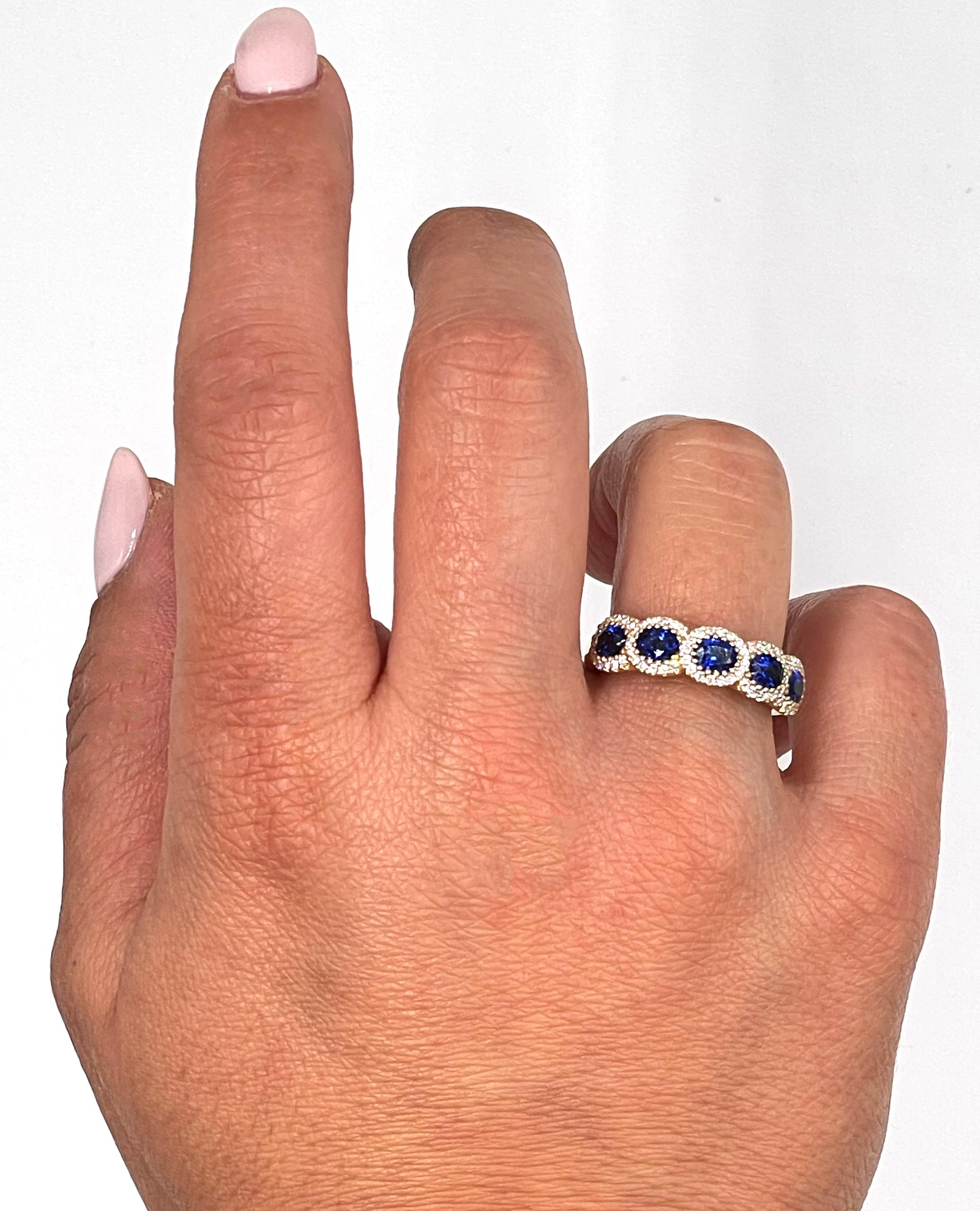 Allison Kaufman 14K Yellow Gold 1.42 Carats Oval Blue Sapphire and Diamond Ring For Sale 3
