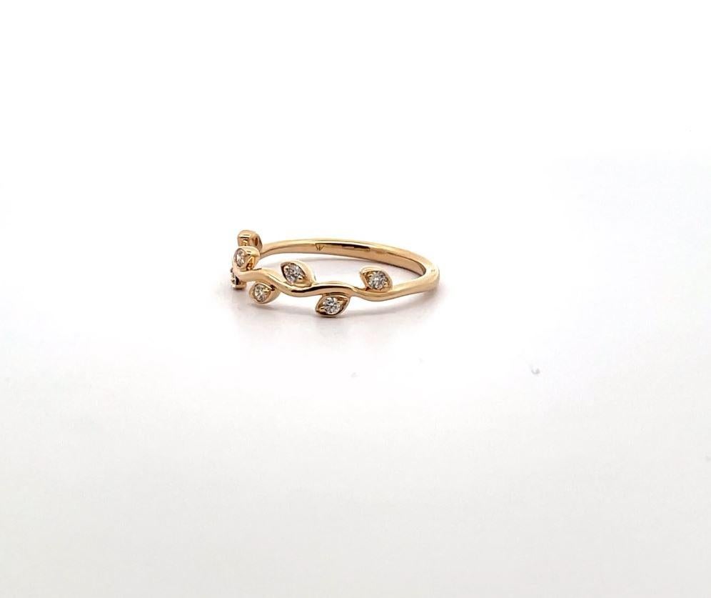 Allison Kaufman 14K Yellow Gold Cascading Wedding Ring with 0.14 Carat Diamonds For Sale 2