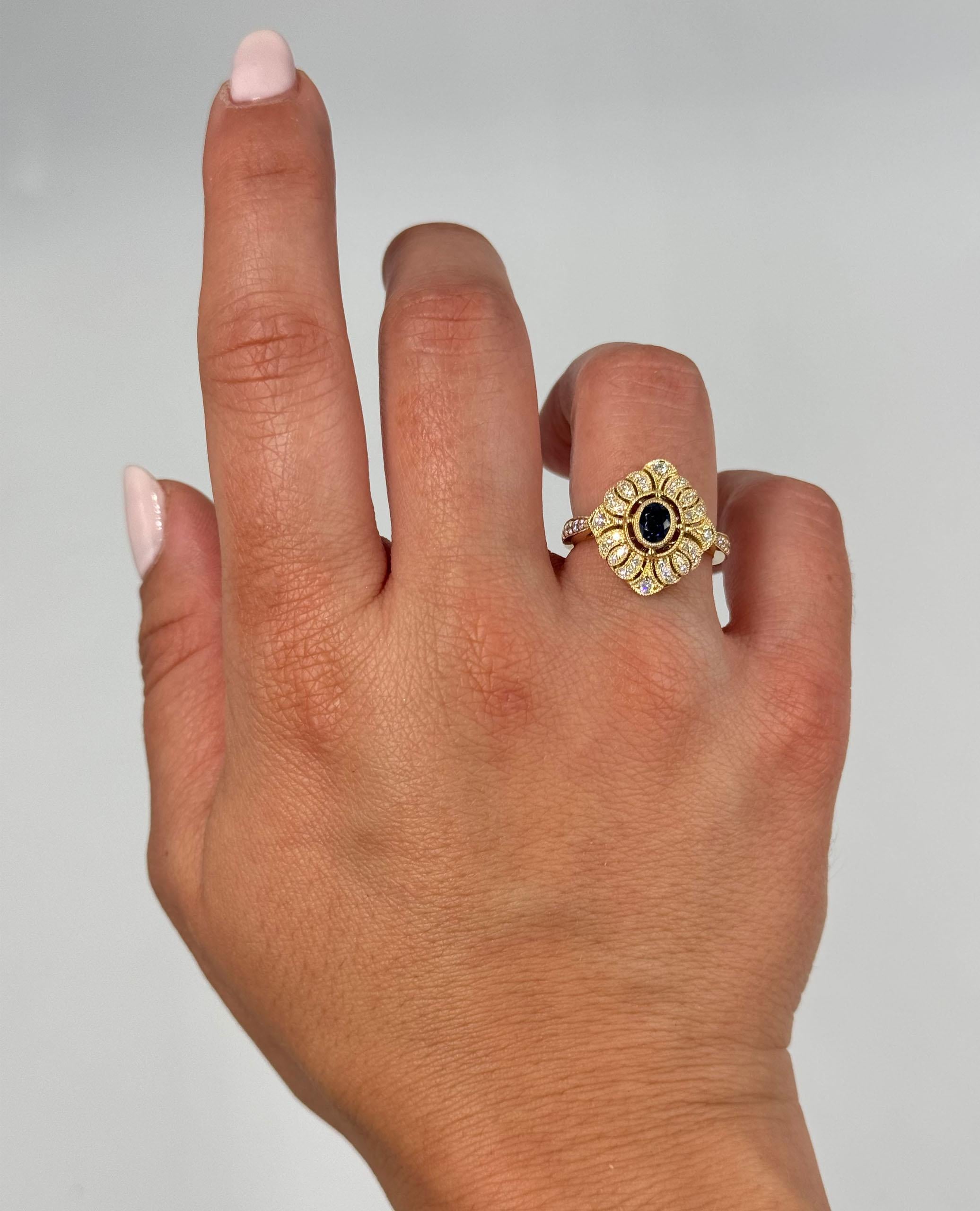 Allison Kaufman, bague mode en or jaune 14 carats avec saphir bleu et diamants Neuf - En vente à Old Tappan, NJ