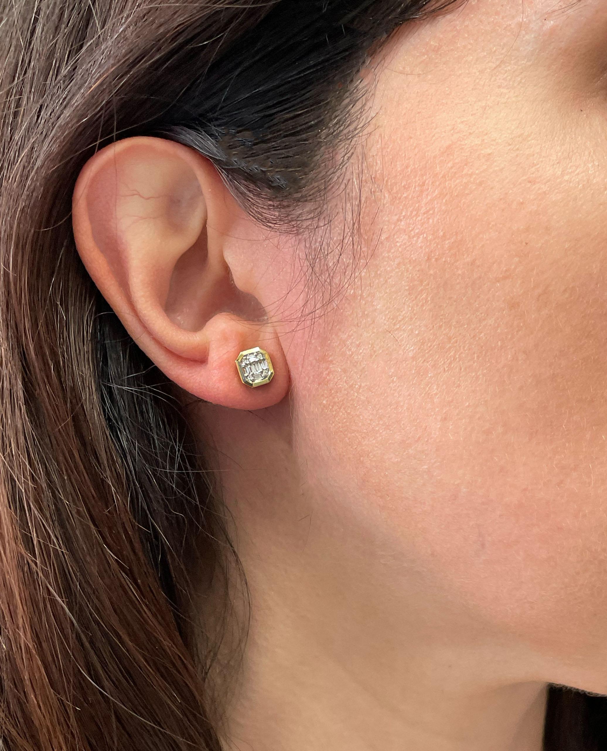 Allison Kaufman 14K Yellow Gold Stud Earrings with Round and Baguette Diamonds In New Condition For Sale In Old Tappan, NJ